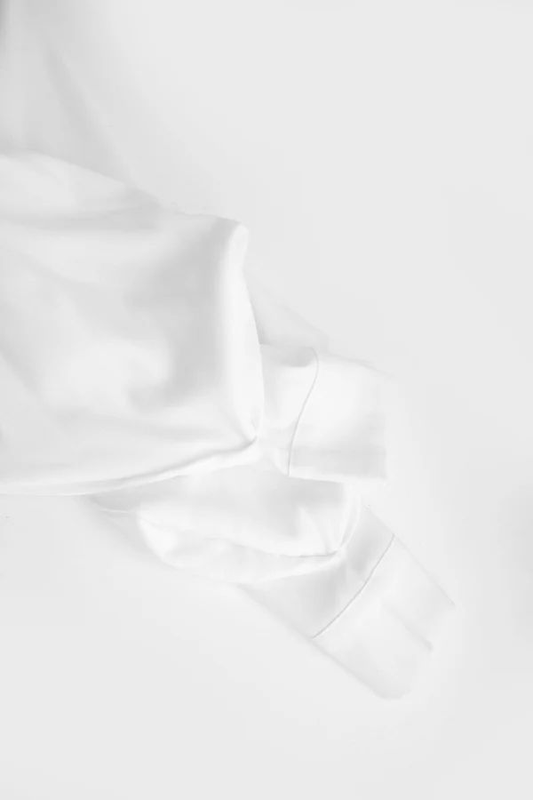 White Buttoned Lantern Sleeve Shirt | J.ING