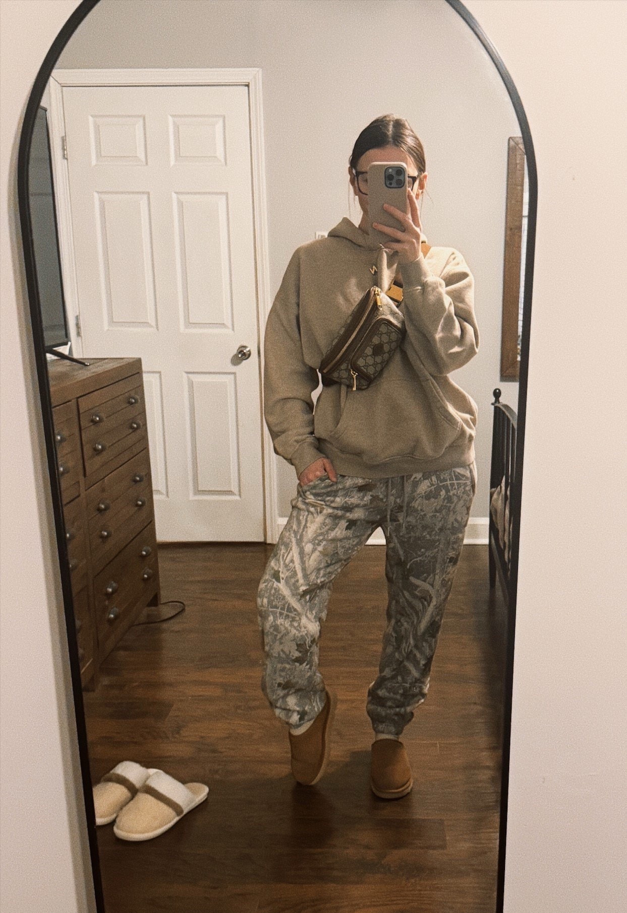 Abercrombie sweatpants and sweatshirt. Size up in sweatshirt for baggier loose fit, sweatpants TTS.

Casual, trendy winter outfit!

#LTKgrwm #LTKSeasonal #LTKootd