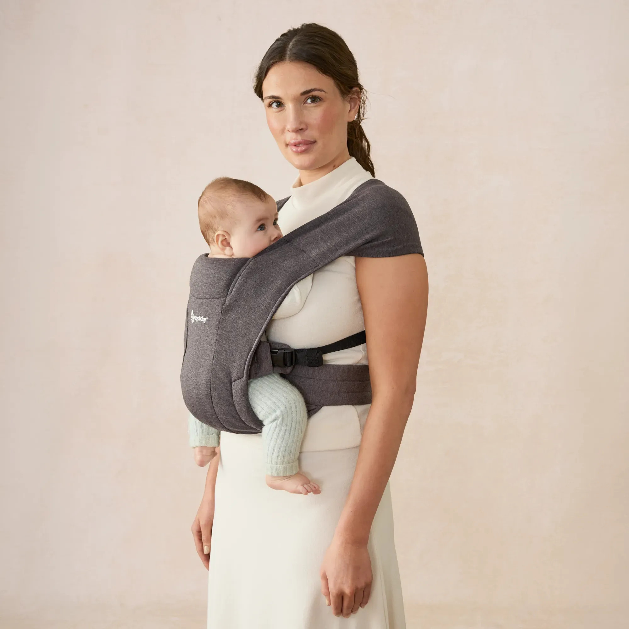 Shop Embrace Baby Carrier For Newborn | Ergobaby | Ergo Baby