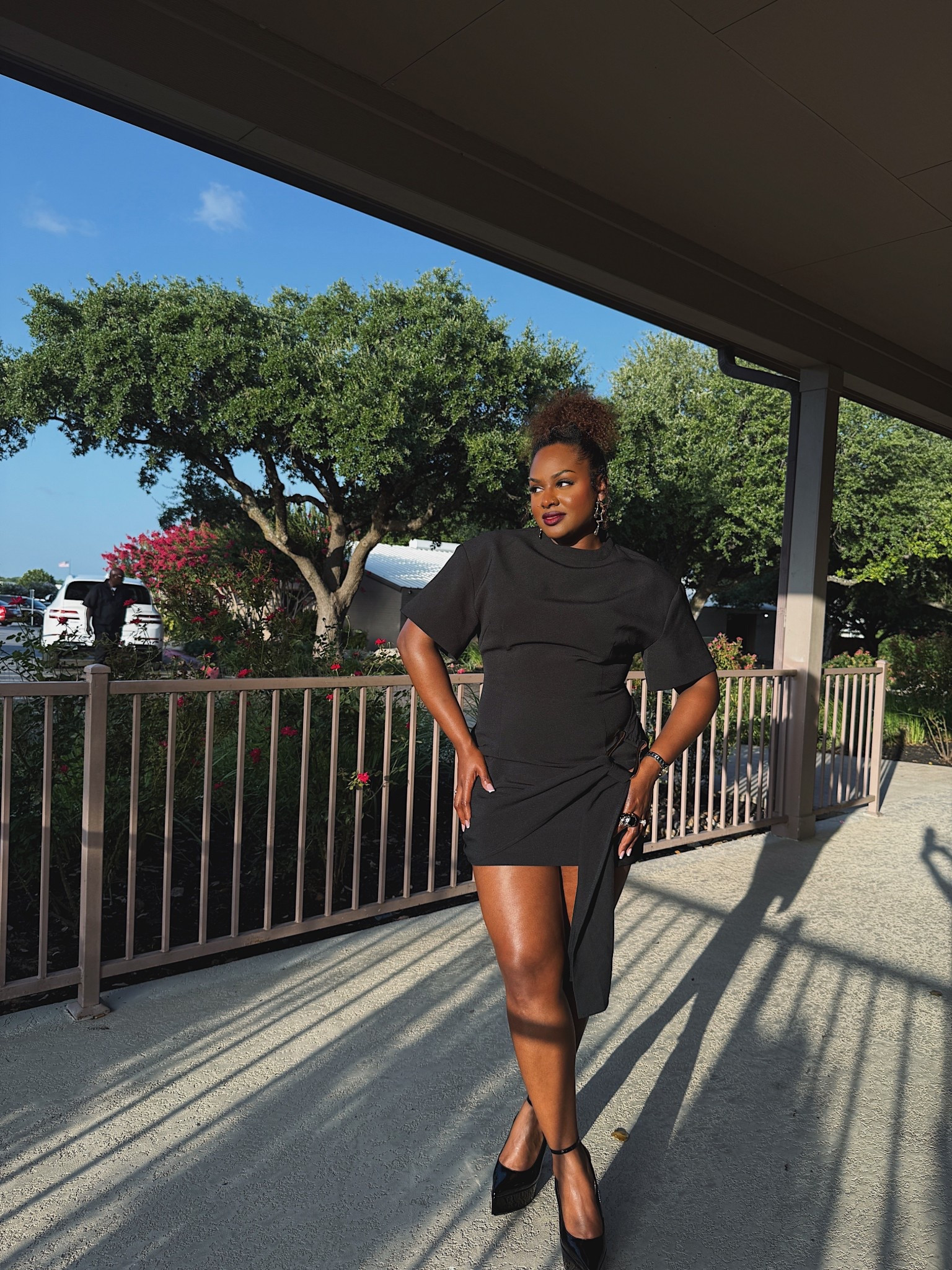 Summer glow in black 

#LTKBeauty #LTKStyleTip #LTKShoeCrush