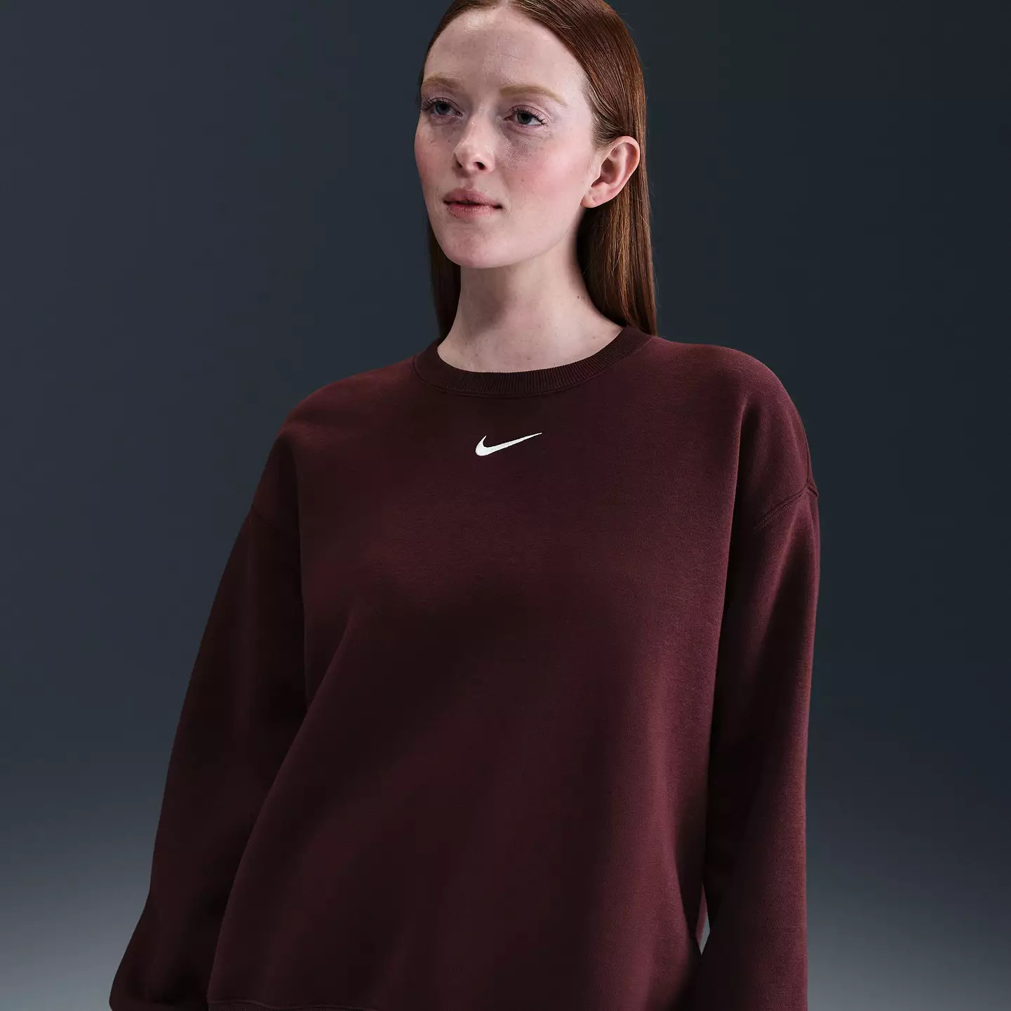 Nike Women's Sportswear Phoenix Fleece Oversized Crew-Neck Sweatshirt | DICK'S Sporting Goods