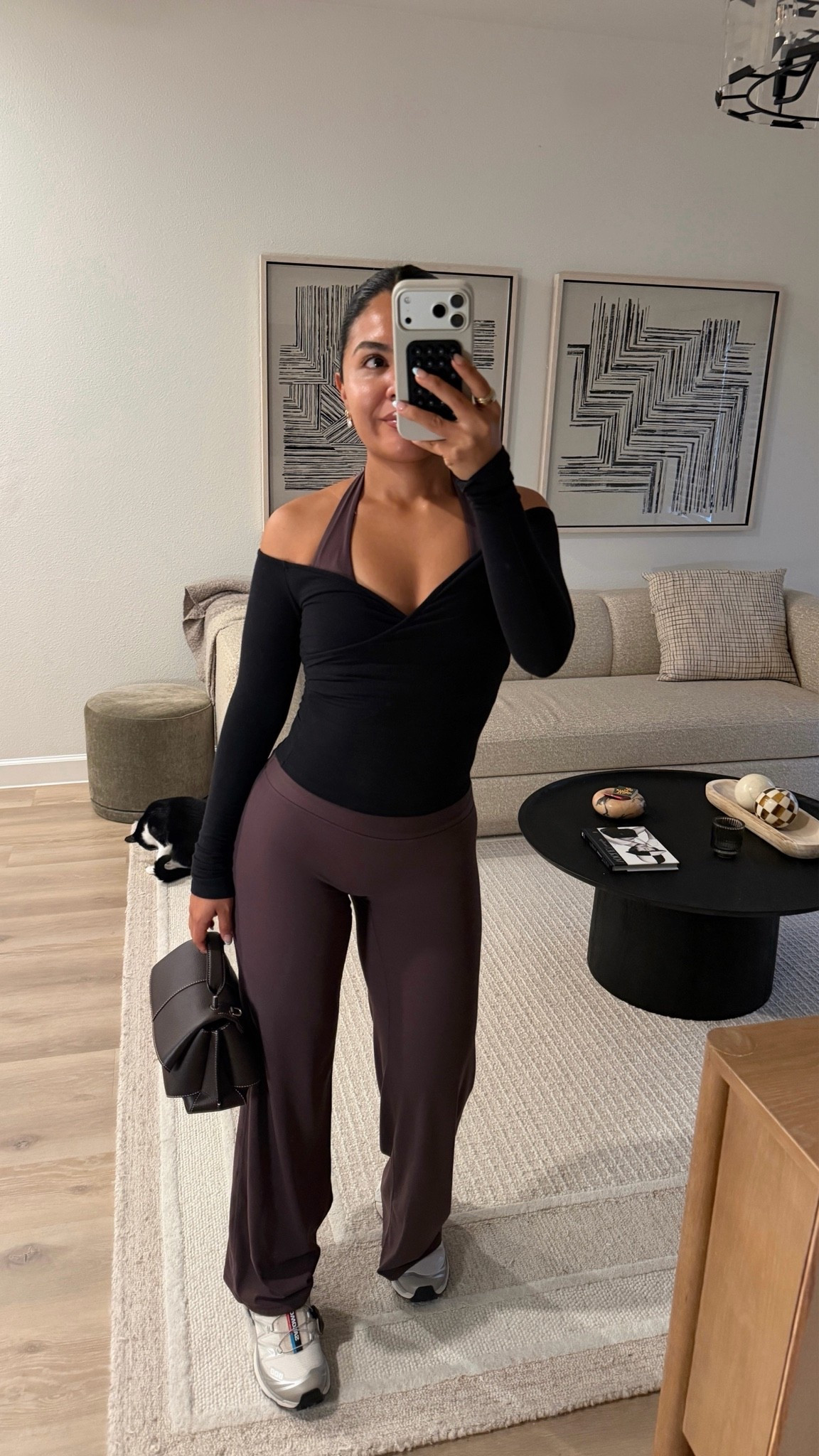 Today’s gym fit!🔮🖤 Size small everything!