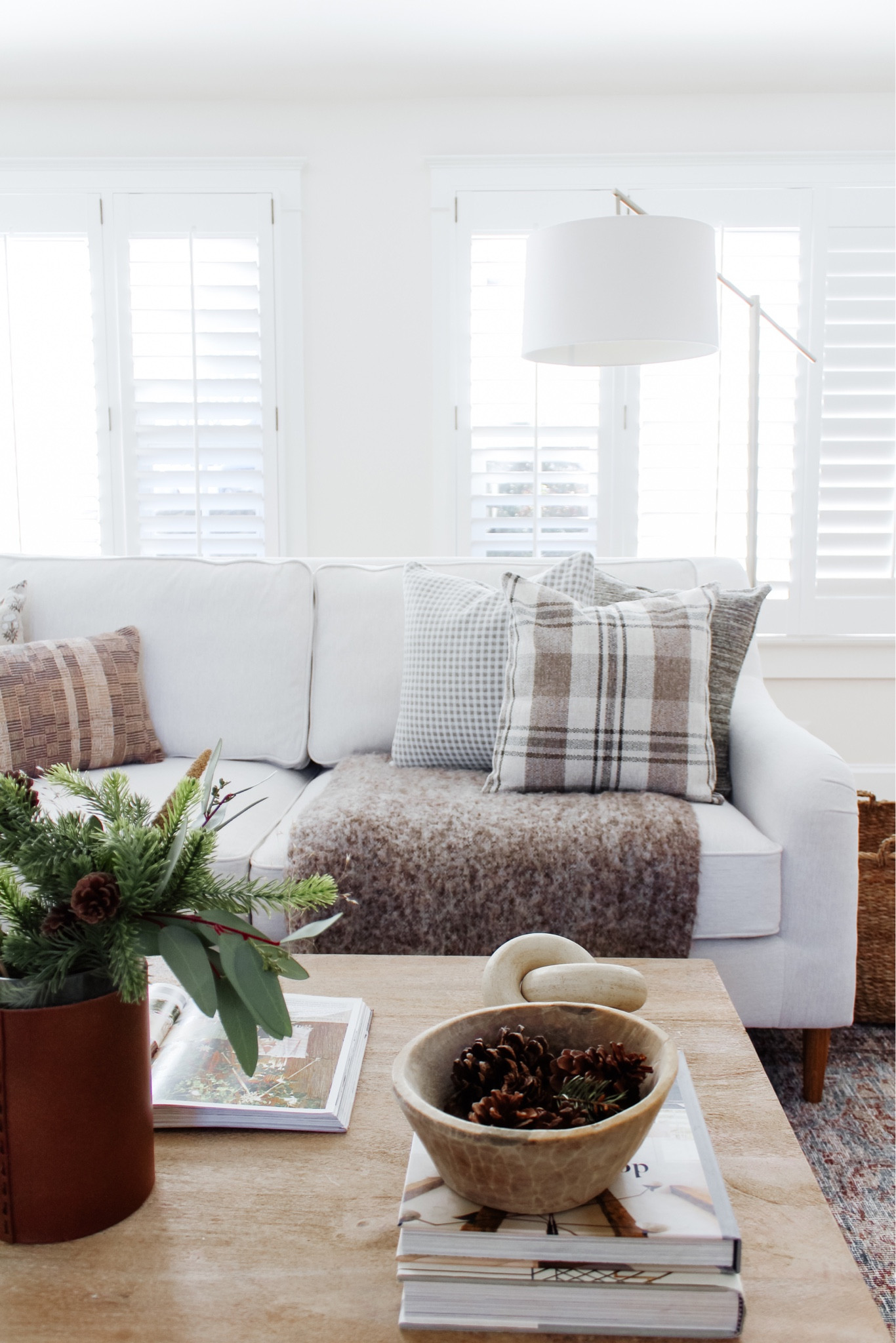 I’m taking advantage of all of the weekend sales when placing orders for everything we’re working on! Can’t wait to share soon ✨ You can also shop them all in one place on the blog, from all the top retailers!
•
Shop my living room and much more from the link in bio, too. Message me with any questions.
•
•
•


#LTKunder50 #LTKsalealert #LTKhome