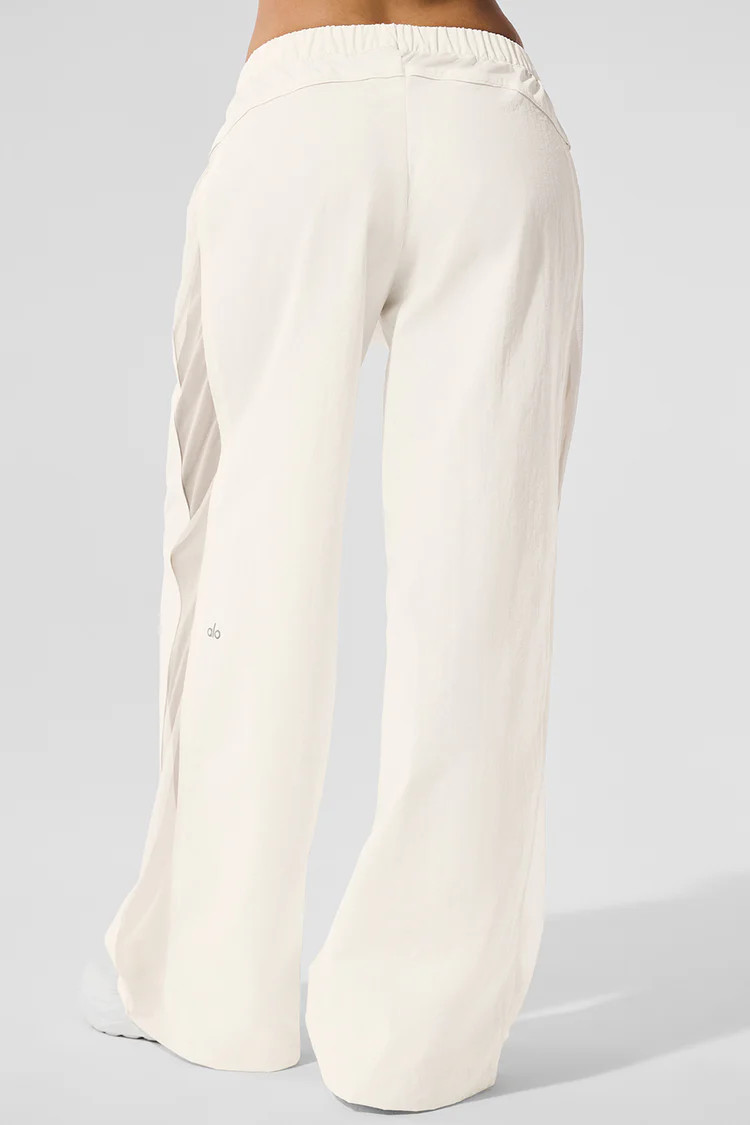 High-Waist Origin Wide Leg Track Pant - Ivory | Alo Yoga (US)