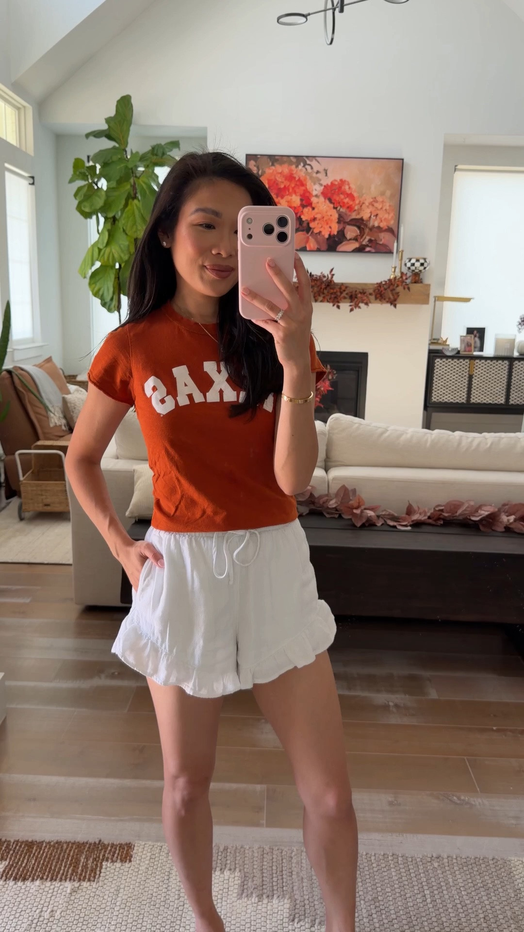 Linen blend ruffle shorts perfect for summer and transitioning into fall. Or fake fall, haha! Wearing size XS and love how they are lined and have pockets

#LTKPetite #LTKSaleAlert