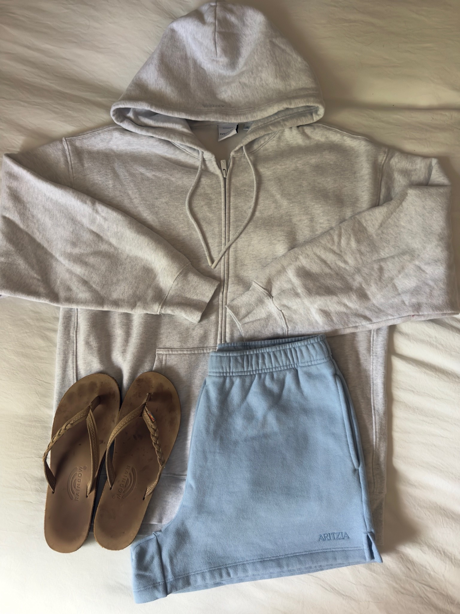 Aritzia Sweatfleece 💙

#summer #zipup #hoodie #clientelesale #loungewear #shorts #comfyclothes #cozy

#LTKSaleAlert #LTKSeasonal #LTKTravel