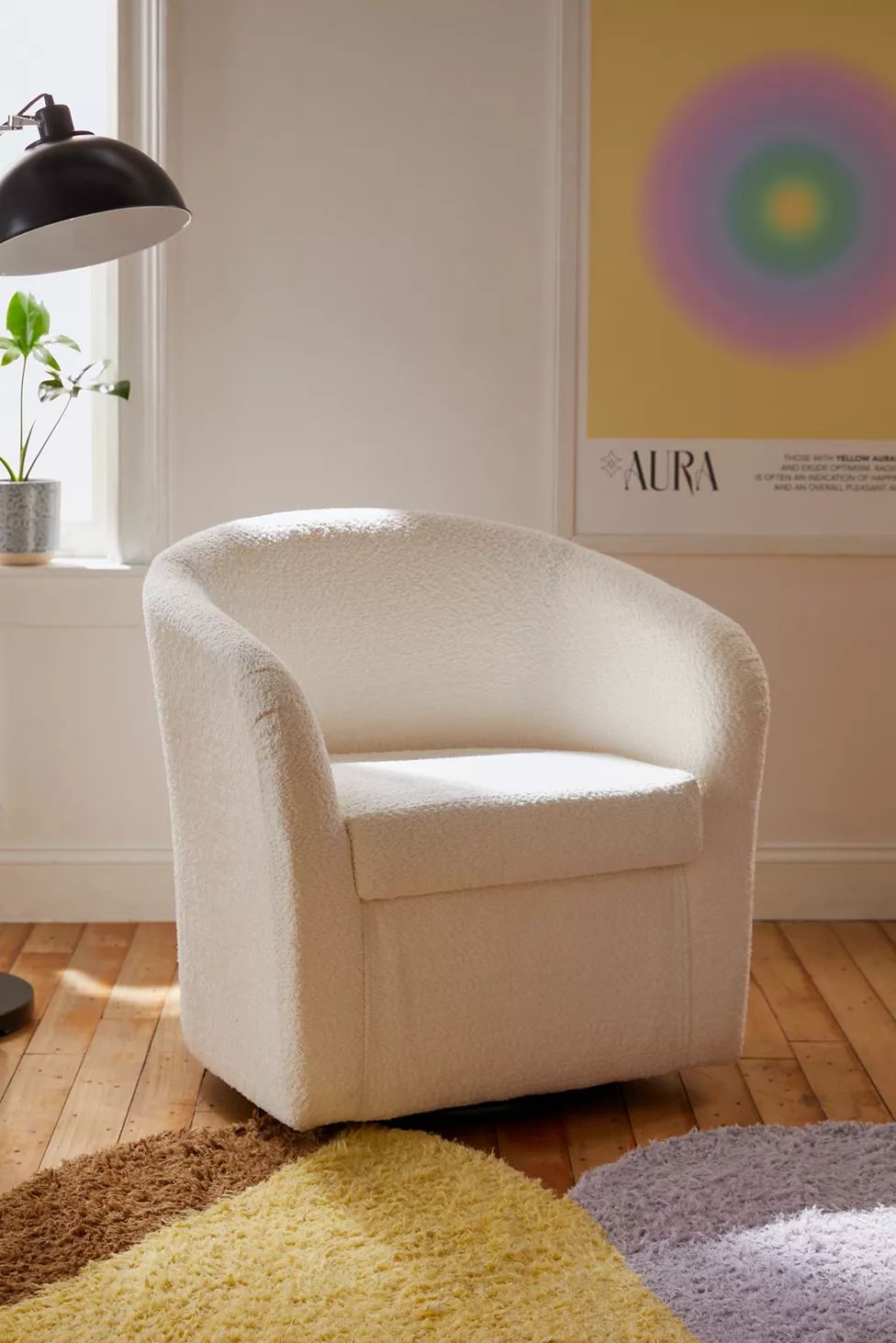 Kennedy Boucle Swivel Chair | Urban Outfitters (US and RoW)