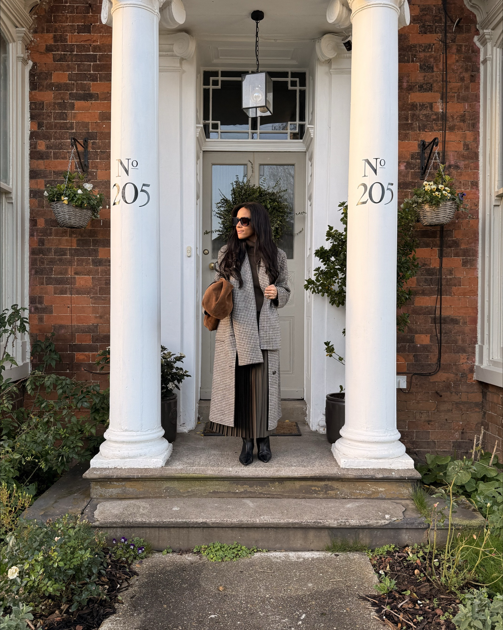 Stepping into the colder days... 🤎

#LTKwinter #LTKfestive #LTKstyletip
