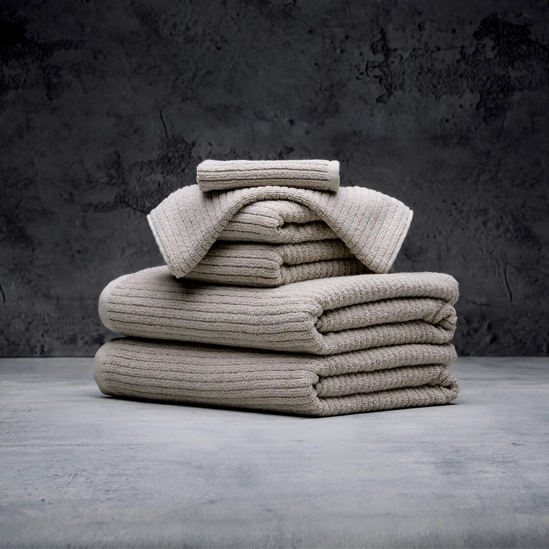 Plush Performance Towel Set | LUXOME