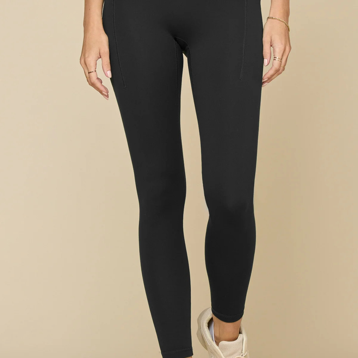 Crisscross Hourglass\u00ae Legging with Pockets - Black | POPFLEX
