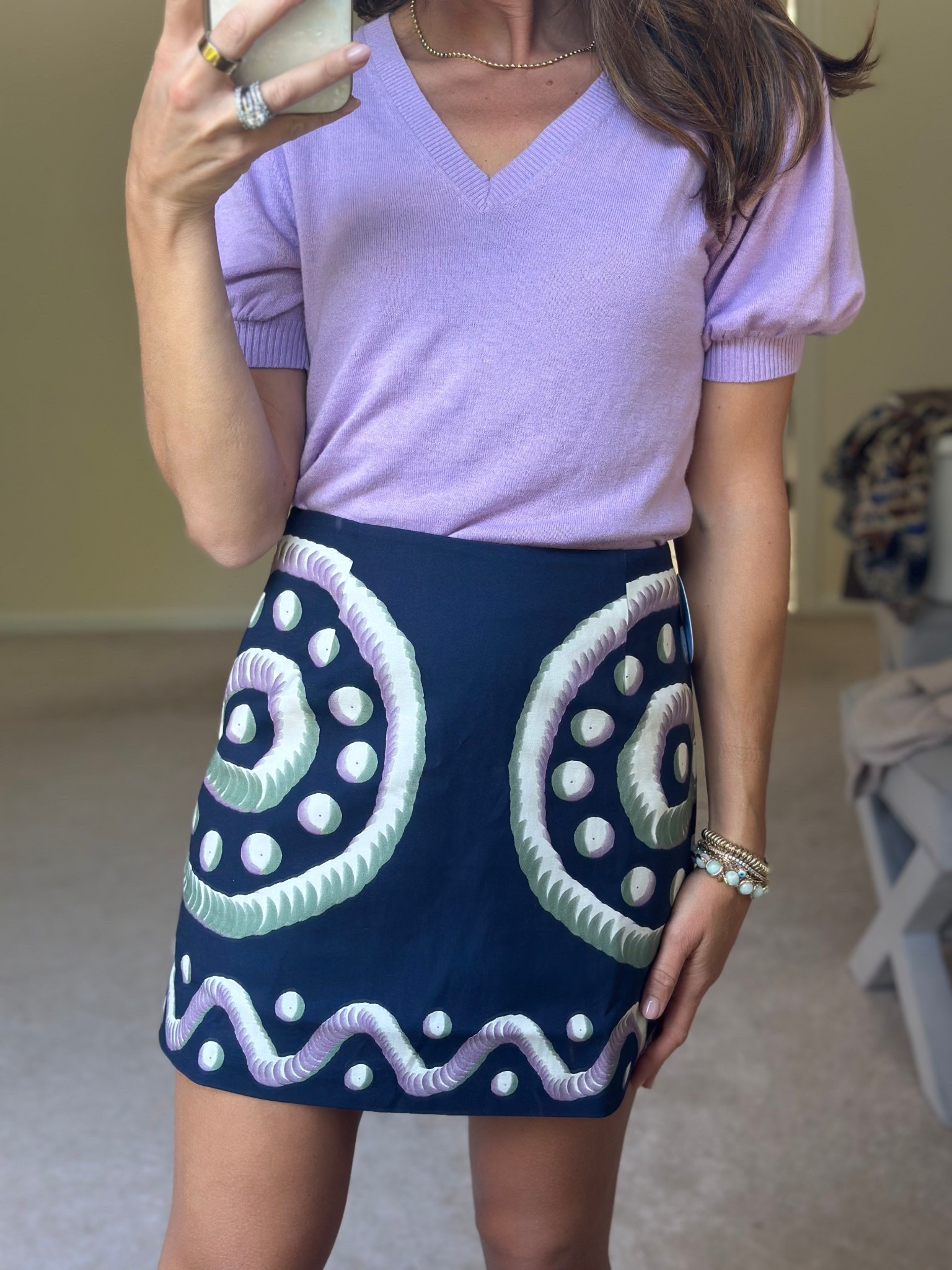 Printed skirt for fall 


#LTKWorkwear #LTKSeasonal #LTKStyleTip