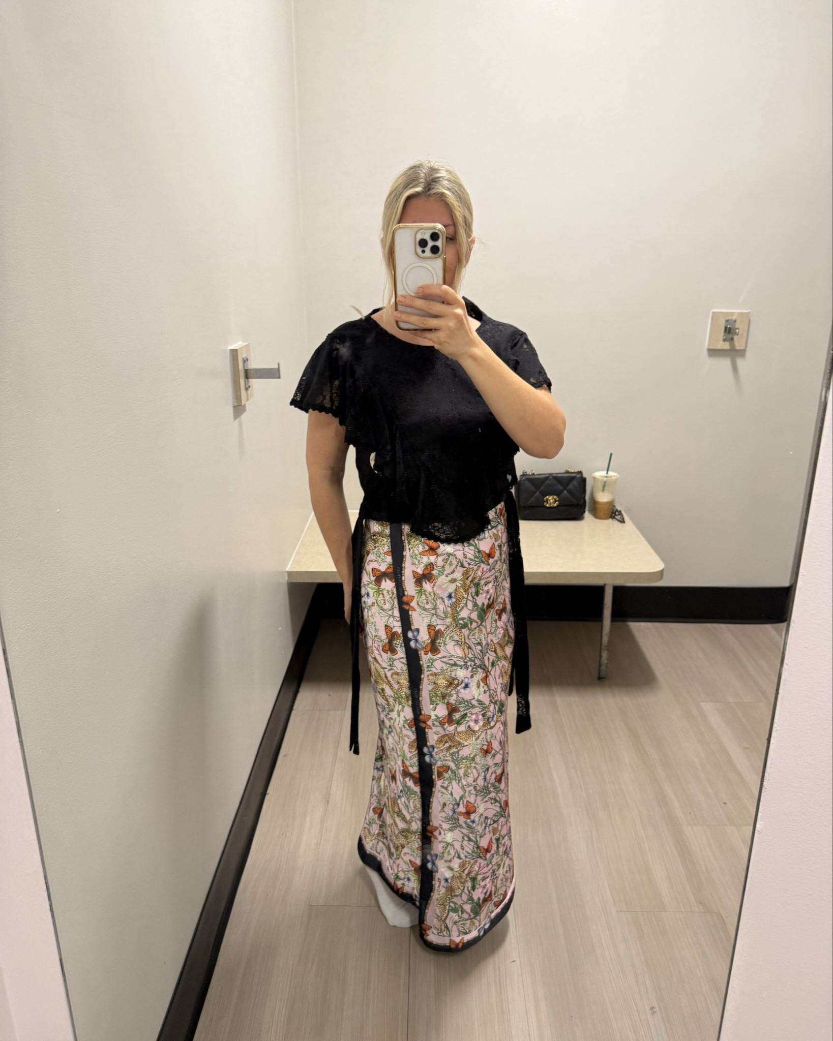 Such a pretty butterfly print on this skirt 🦋 
Perfect addition to your Spring wardrobe. 


#LTKmomlife #LTKootd #LTKOver40