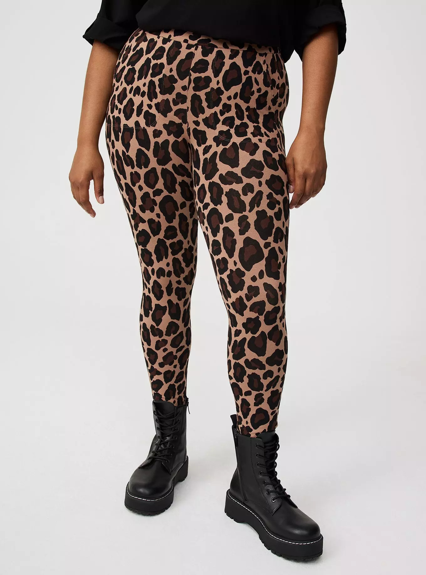 Full-Length Pocket Legging | Torrid (US & Canada)