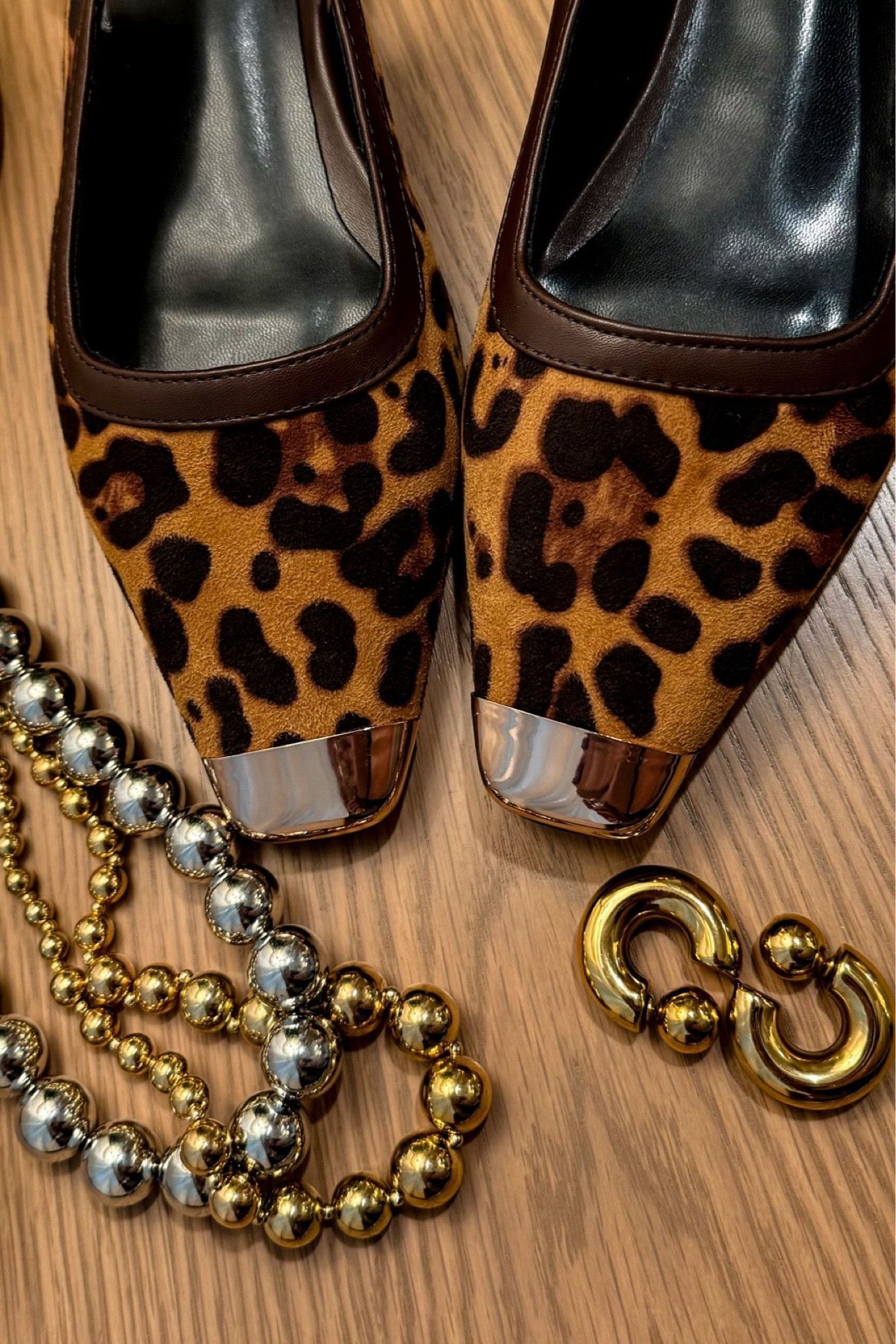 Amazon leopard flats and accessories

#LTKSeasonal #LTKStyleTip #LTKMidsize