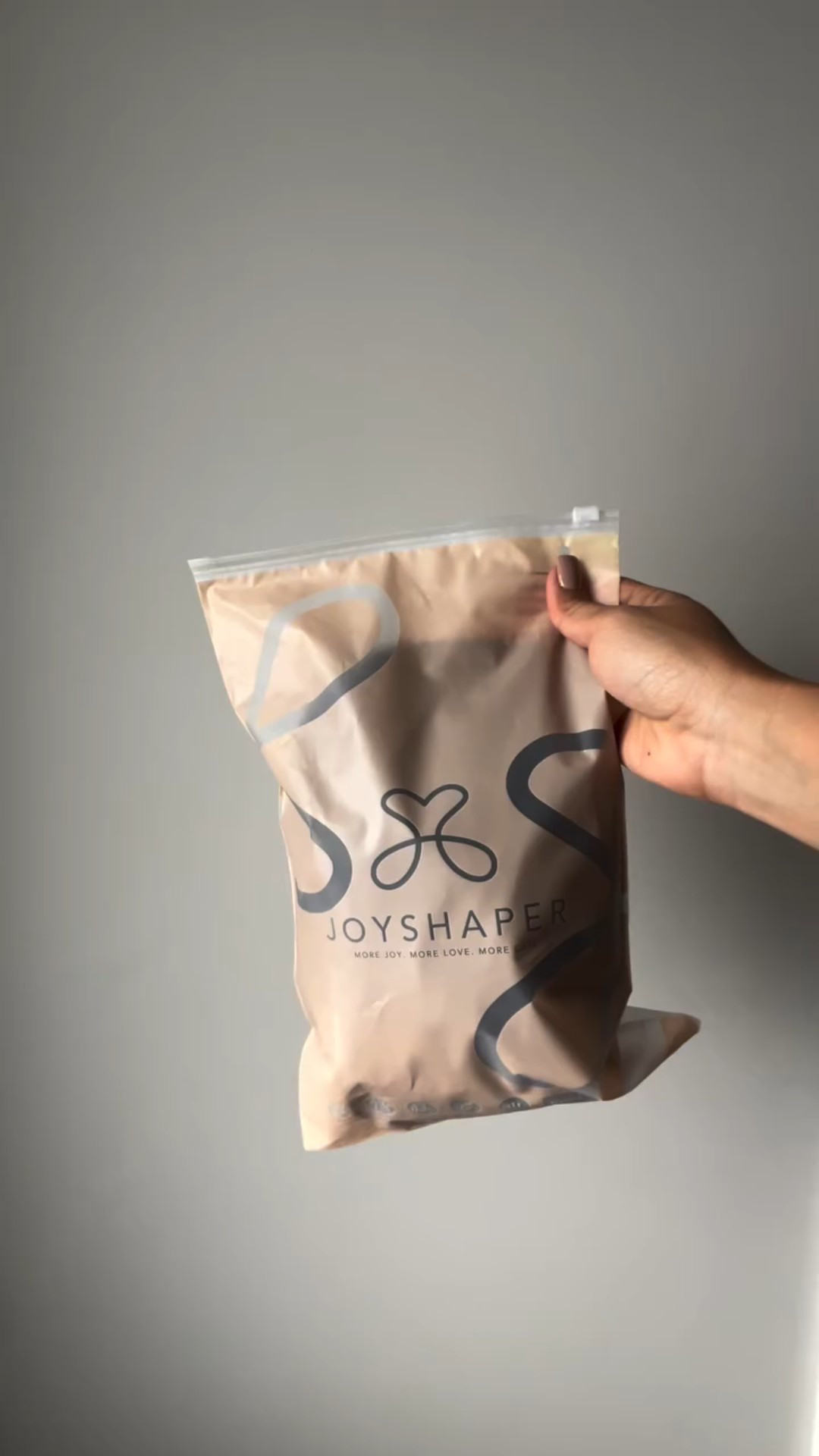 I love anything versatile and this shape wear is exactly that! @joyshapershop 

This shape wear is not only shaping your body but can also be worn alone! 

It’s has: 

1. Removable / Adjustable Straps: offer multiple wearing options, allowing you to choose a strapless look (with clear straps) and adjust the fit as needed.
2. 2 extra clear straps for replacement.
3. Perfect for low necklines with the plunging
U-neckline design.
4. Built-in Underwire Bra: provides full coverage and support, enhancing the appearance of your bust.
5. Shaping fabric with target tummy panel offers a lightweight, yet firm hug.
6. Feature with mid-thigh slimmer keep thighs slimmer and from chafing.
7. Soft & Comfortable Double Layer Fabric: provides sufficient compression for your abdomen, creating a smooth and body-shaping effect. Comfortable, breathable, and stretchy.
8. Perfect for outing! 

Click the link in my bio and look under my LTK to purchase! 

#joyshapwear #joyshapewearshop #shapewear #multipleuse #verstile