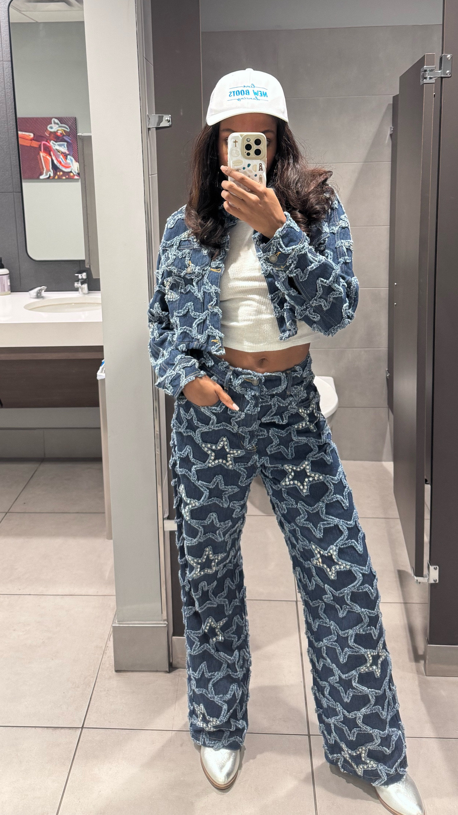 Really leaning into being a star 😉

#LTKWorkwear #LTKFindsUnder100 #LTKSaleAlert