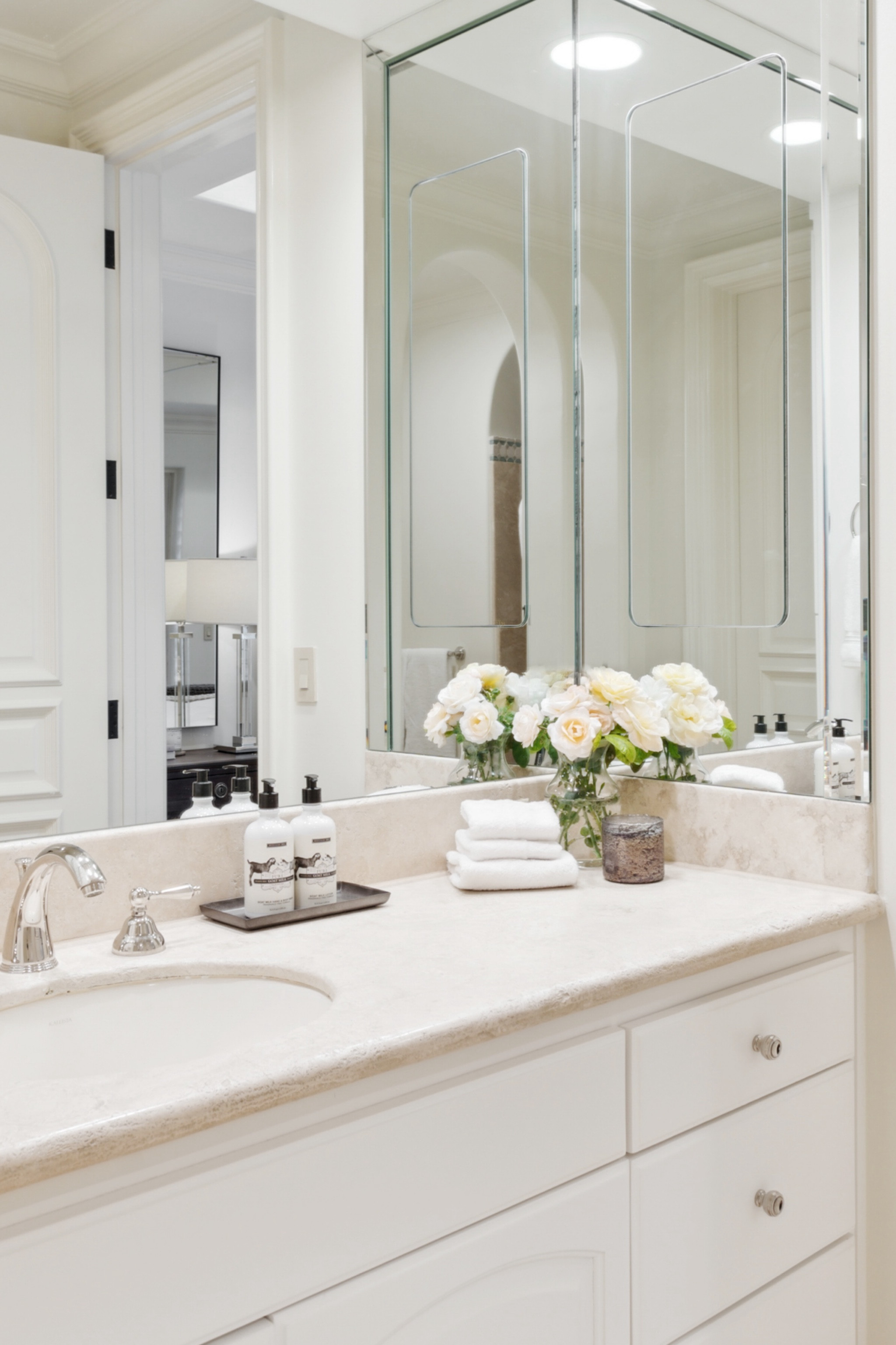 My favorite hand soaps and hand towels that go in all the bathrooms. 

One of my favorite house warming gifts: a nice soap/ hand lotion, bathroom towels, and fresh flowers.  You could also add trinket trays or candles. 

#luxurybathroom #housewarminggift 

#LTKstyletip #LTKhome #LTKU