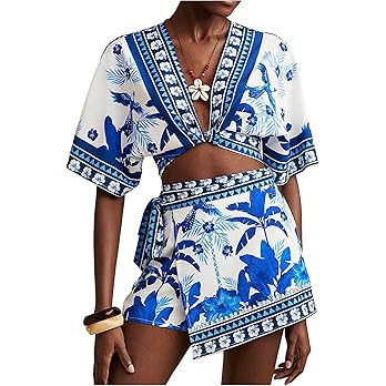 Floerns Women's 2 Piece Beach Vacation Outfit Tropical Crop Tops and Tie Side Skorts Set | Amazon (US)