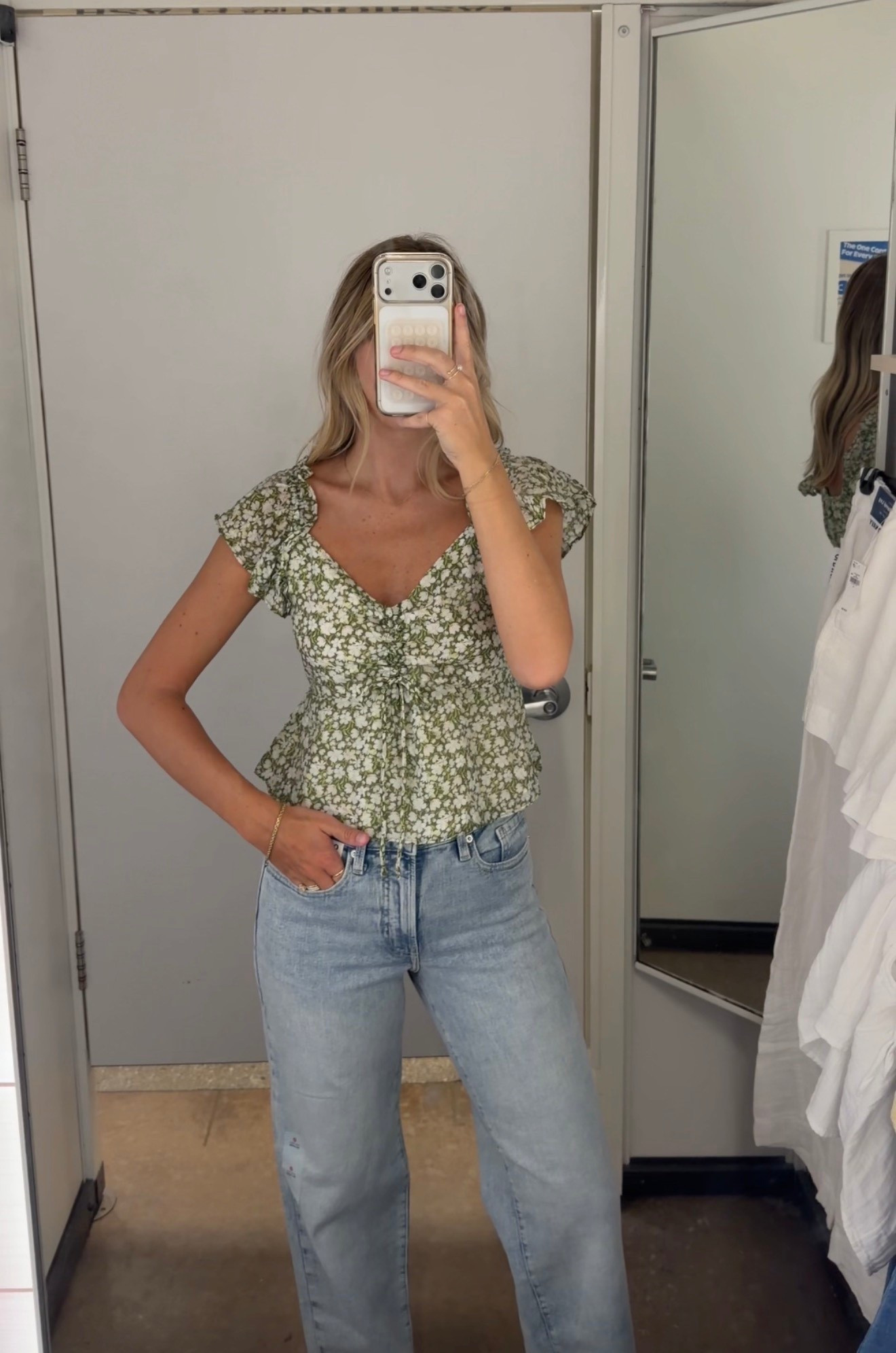 Spring floral top 

#LTKSaleAlert #LTKootd #LTKSeasonal