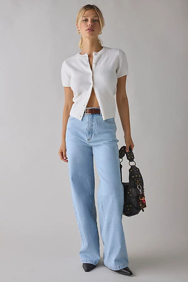 Abrand Courtney 94 High + Wide Jean | Urban Outfitters (US and RoW)