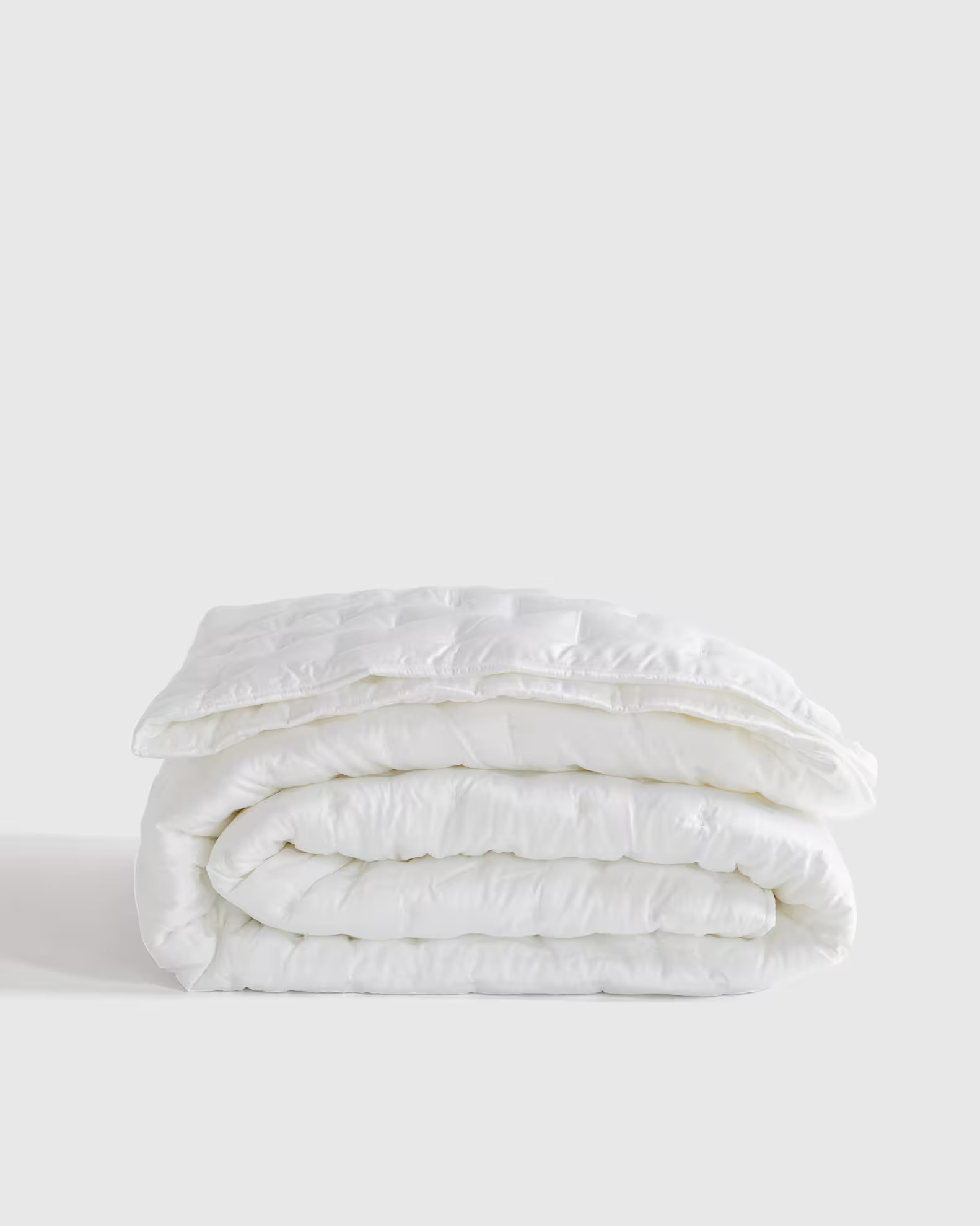 Bamboo Dream Quilt in White | Quince
