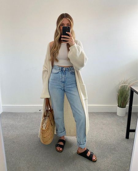 Airport outfit ✈️

Throw on your comfiest pair of jeans (these weekday straight leg jeans are amazing), a vest top and a cosy cardigan. Birkenstocks and basket bag are at the ready for when you land. 



#LTKSeasonal #LTKstyletip #LTKeurope