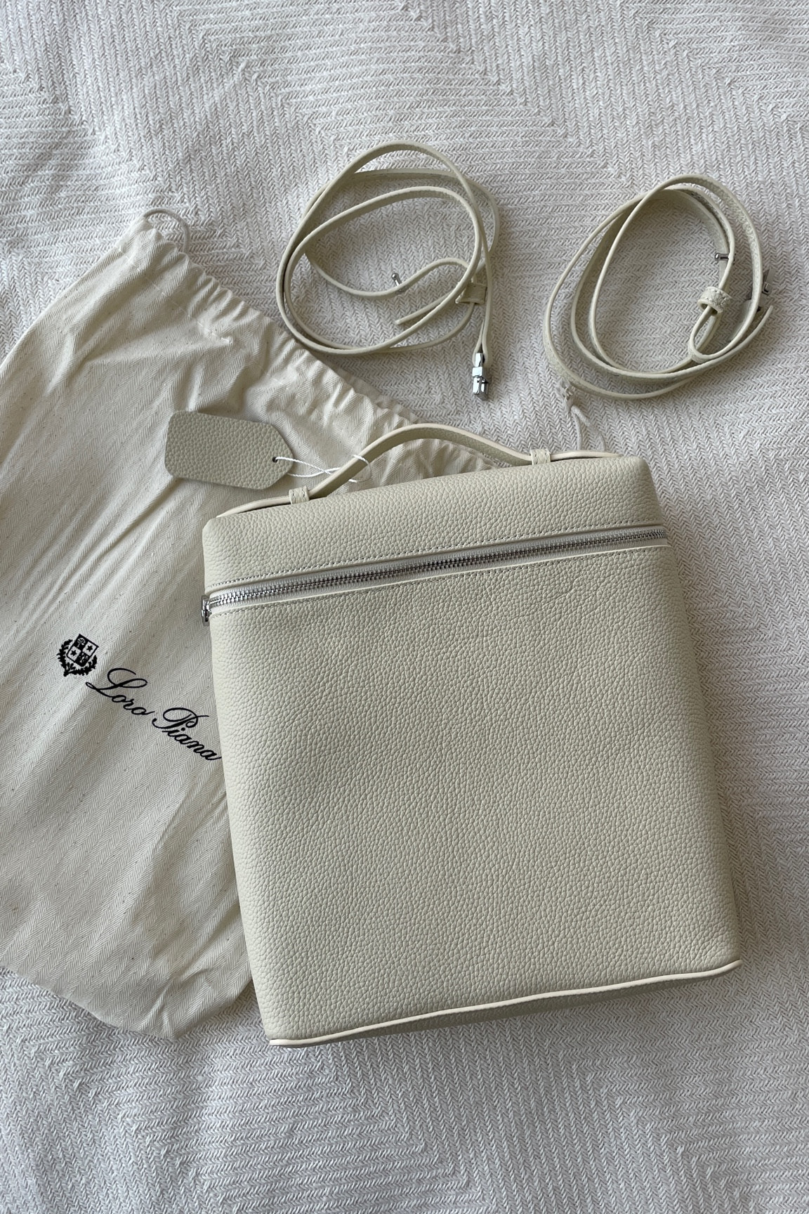 Loro Piana backpack dhgate 

#LTKunder100 #LTKsalealert #LTKSale