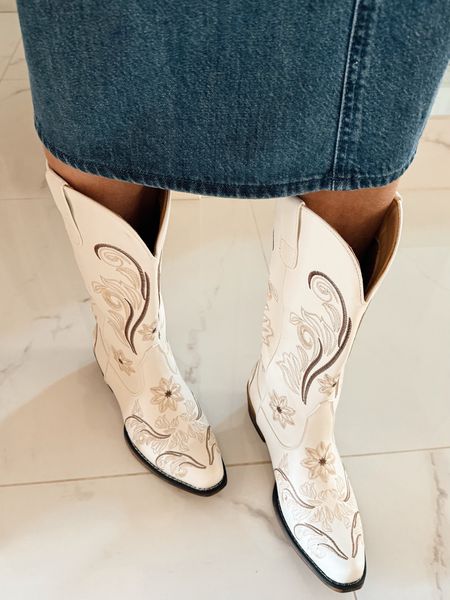 Shocked at how good these Amazon cowboy boots are 😍😍 under $60

#LTKStyleTip #LTKFindsUnder100 #LTKShoeCrush