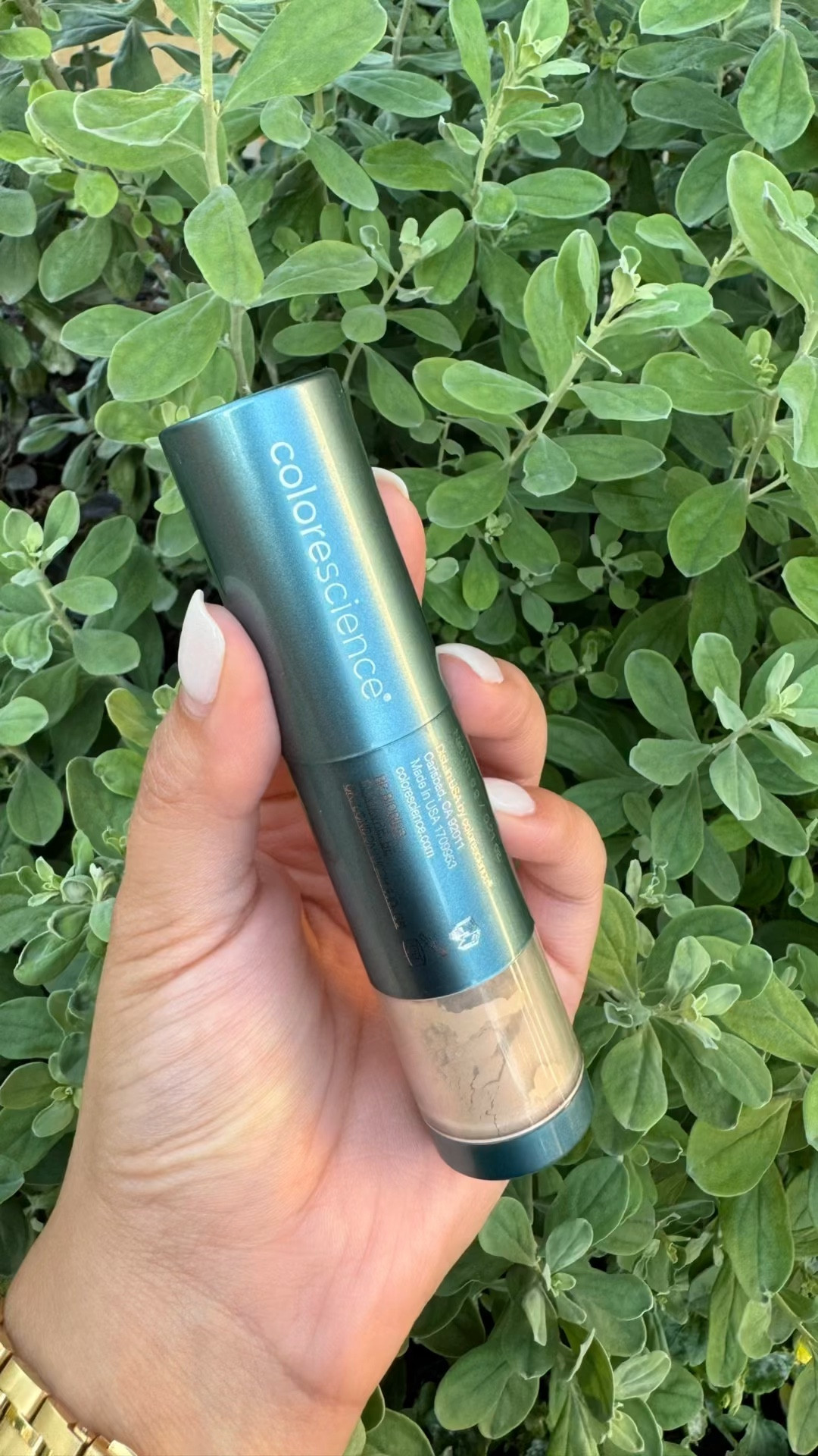 The perfect on the go sunscreen to reapply through out the day✨

#LTKVideo #LTKbeauty #LTKGiftGuide