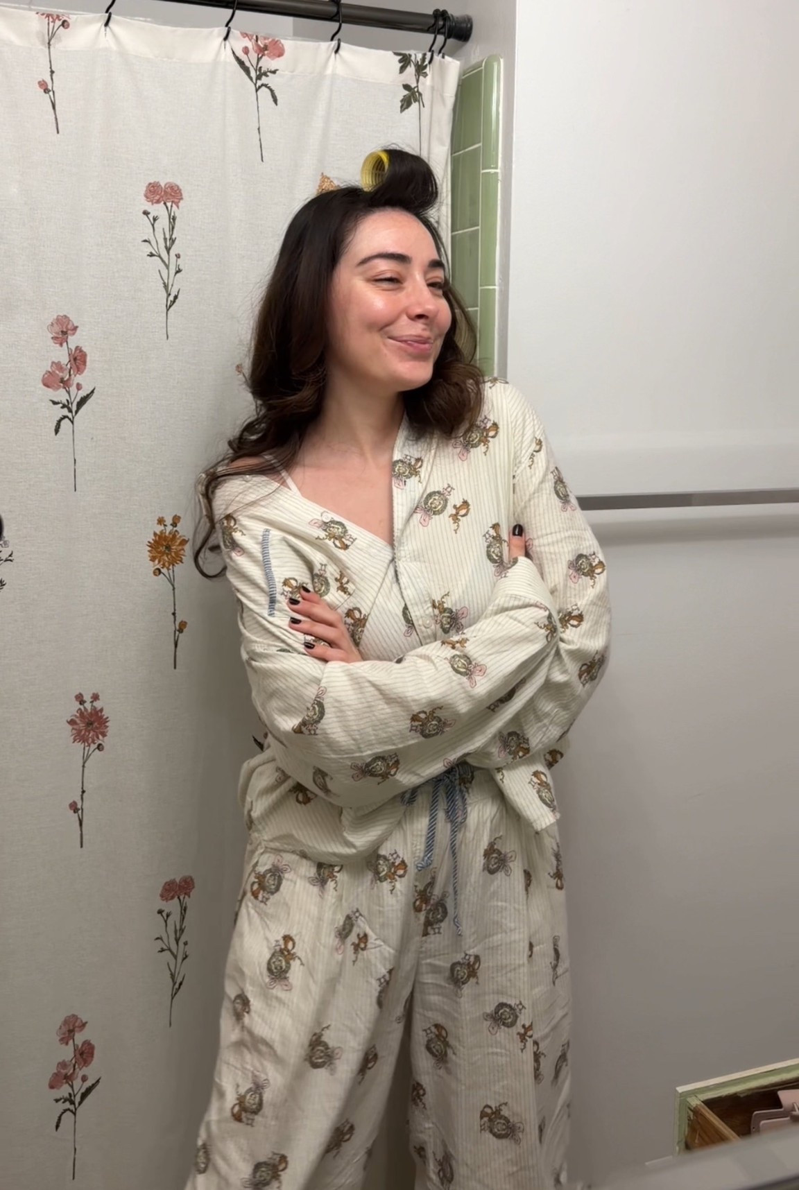 Medium in the PJS 

#LTKdayinmylife #LTKHoliday #LTKGiftGuide