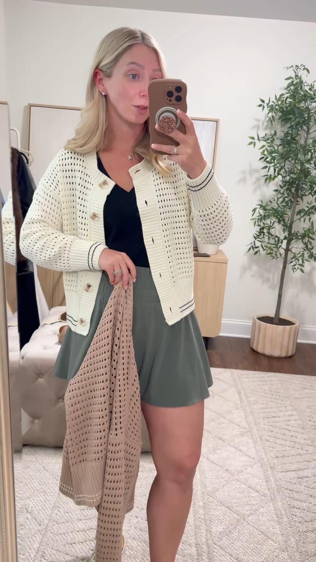 Look for less Varley cardigan under $30! The cream colored one I have a size medium, the real Varley one I have a size XS

Varley, cardigans 

#LTKdayinmylife #LTKgrwm #LTKPetite