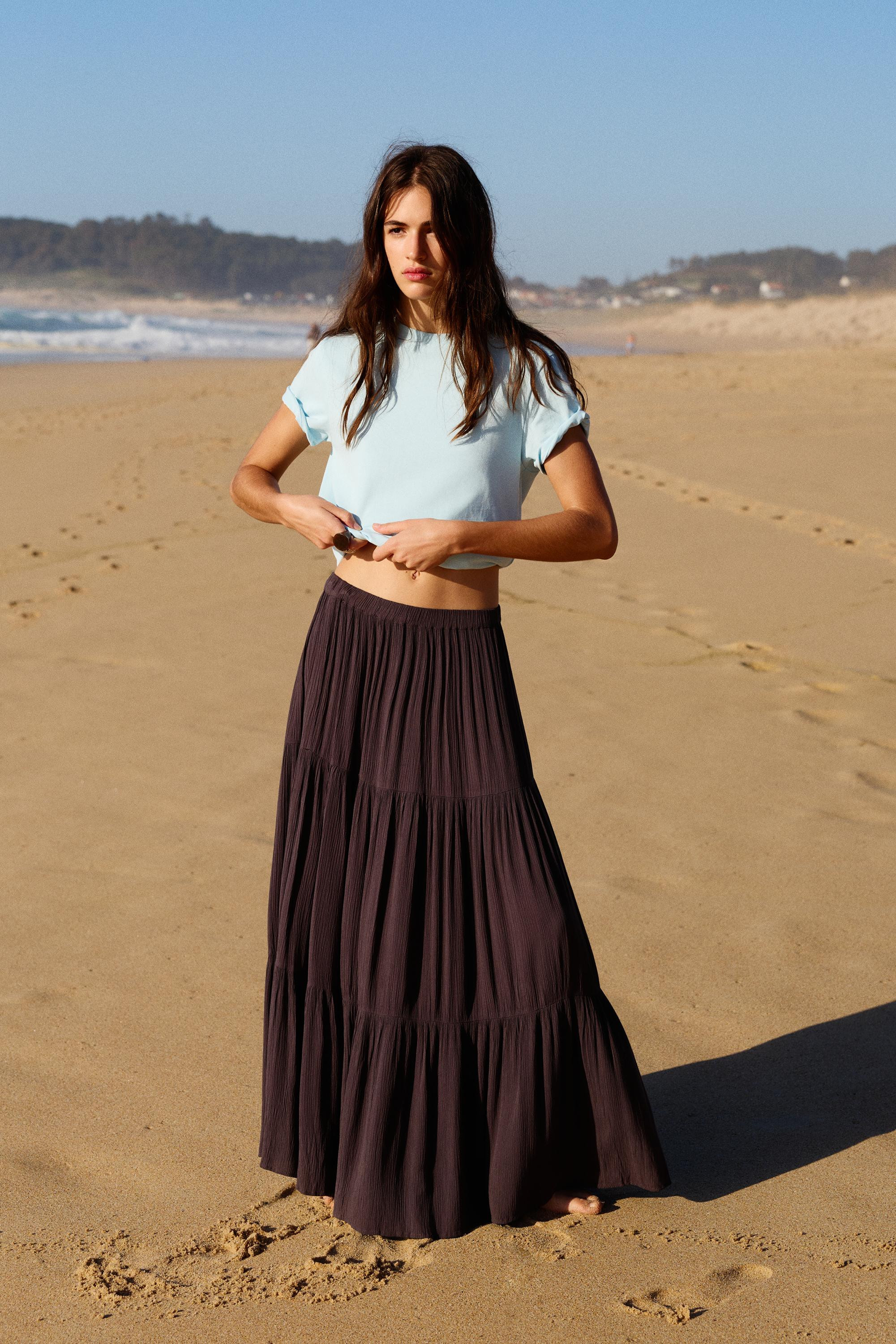 Flowy paneled midi skirt | Pull&Bear United Kingdom | PULL and BEAR UK
