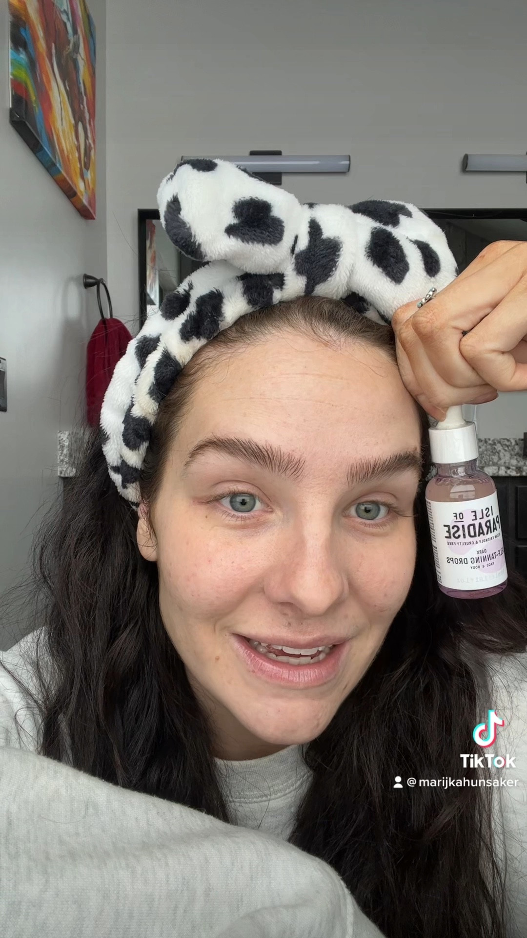My favorite face tanner! Did I mention it doesn’t clog your pores either?? 