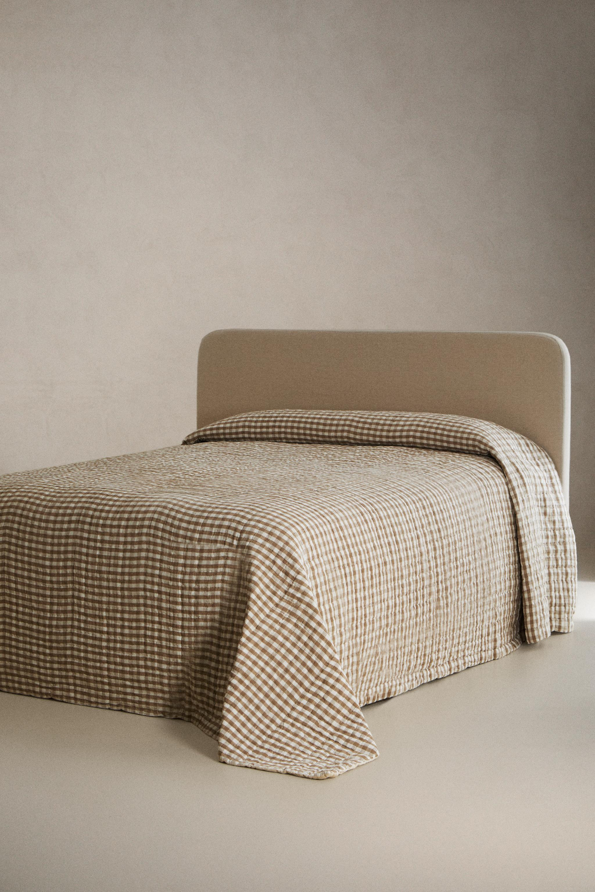 GINGHAM COTTON AND LINEN QUILT | Zara US