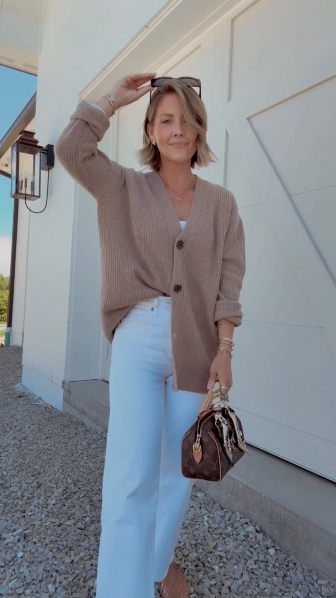 XS cardigan / Small bodysuit / 24 jeans

#LTKootd #LTKOver40 #LTKPetite