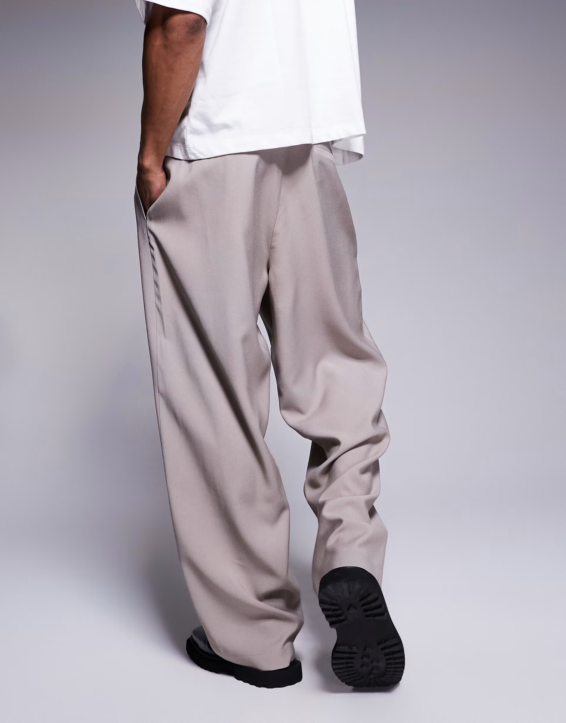 ASOS DESIGN wide leg smart trousers in mushroom | ASOS (Global)