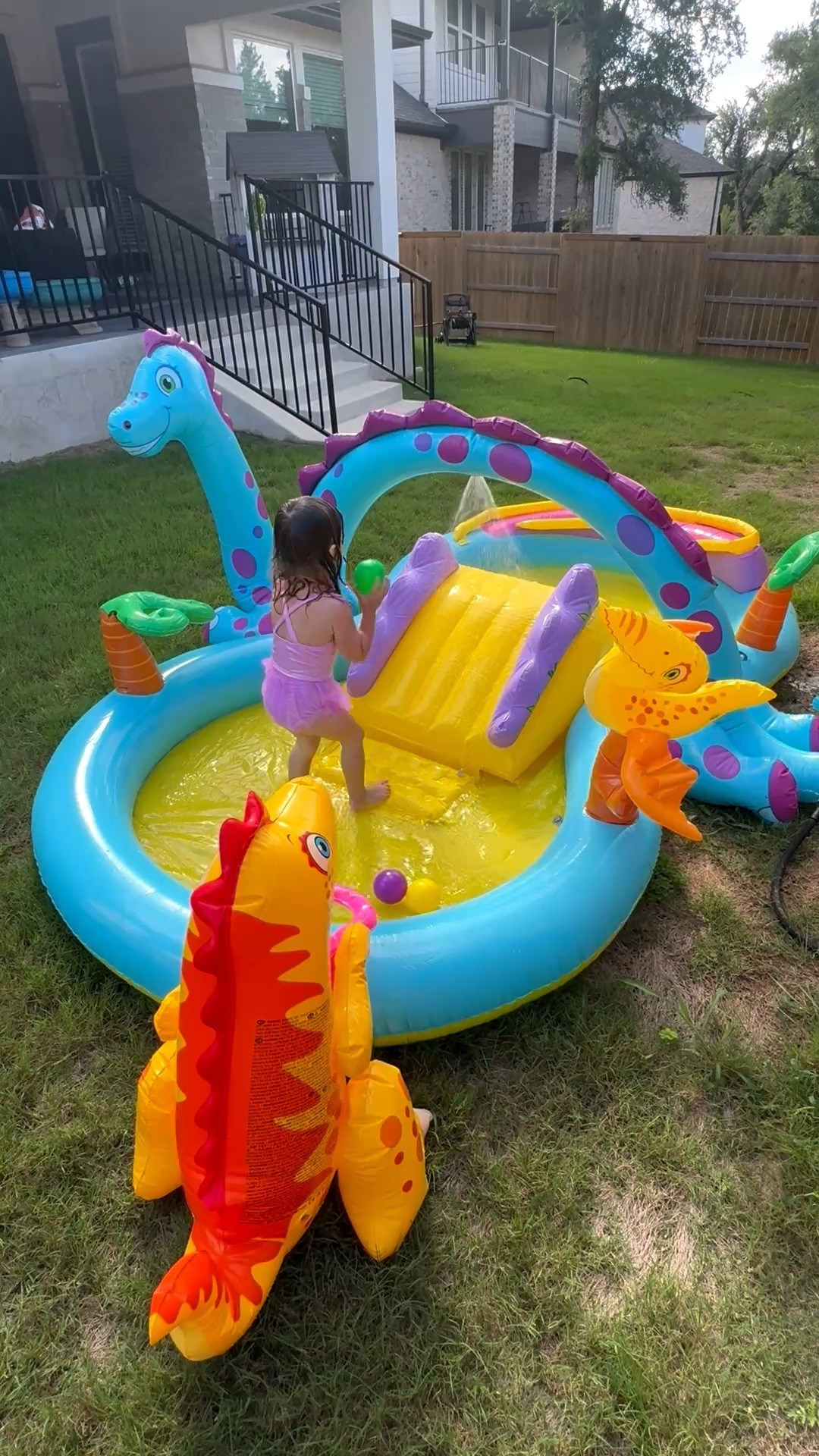 Dino toddler splash pad/pool 🦖🦕🩵

#LTKSwim #LTKKids #LTKBaby