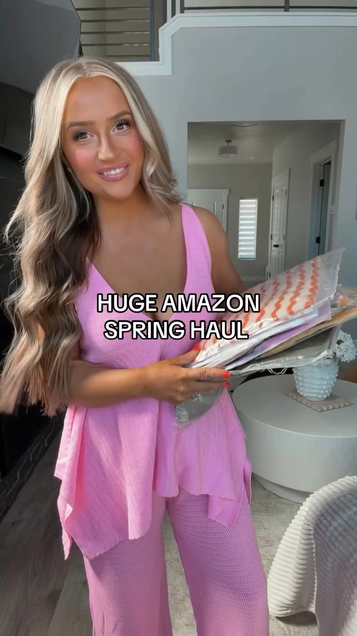 Huge Amazon spring haul and all of its on sale 👀 Comment HAUL and I’ll send you all the 🔗’s 

#springfashion #amazonfashion #springstyle #petitefashion
