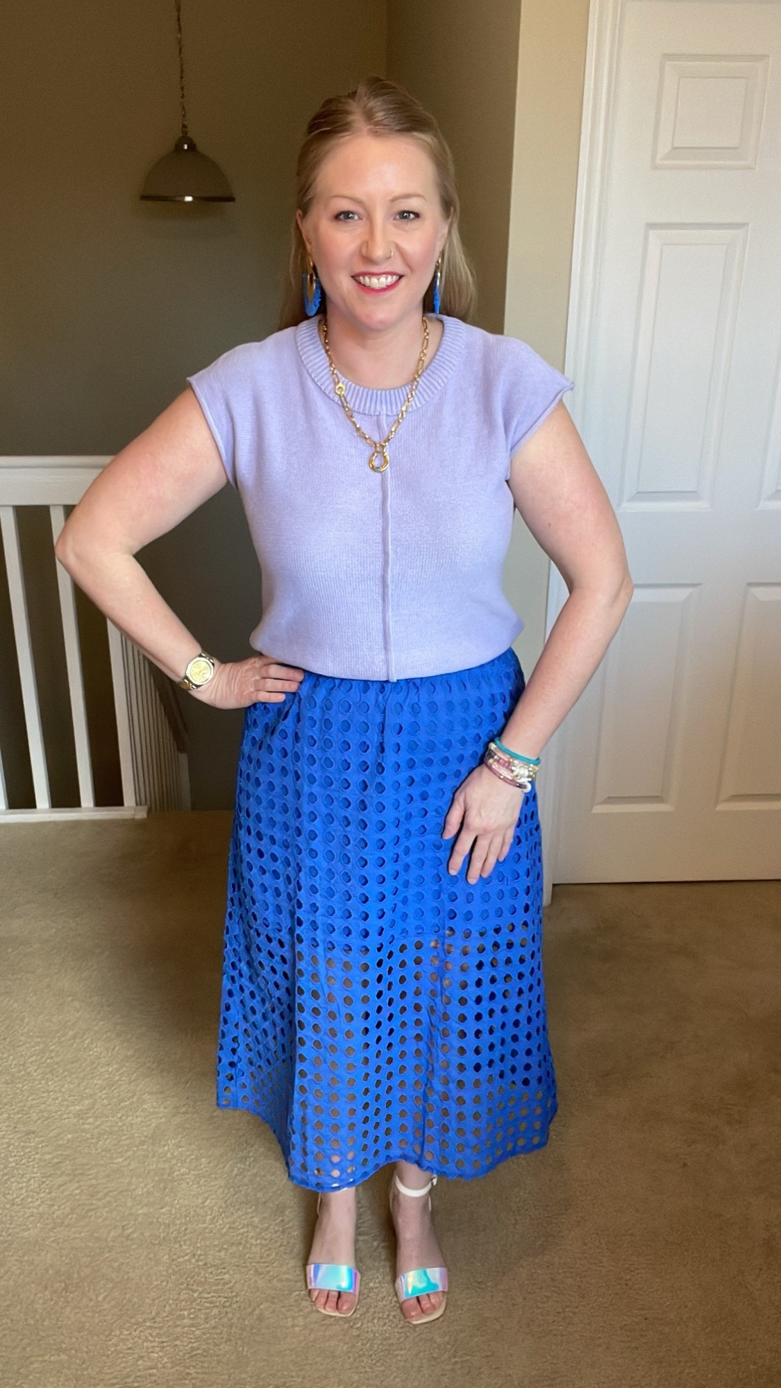 Perfect blue skirt for Springs and Summers! 