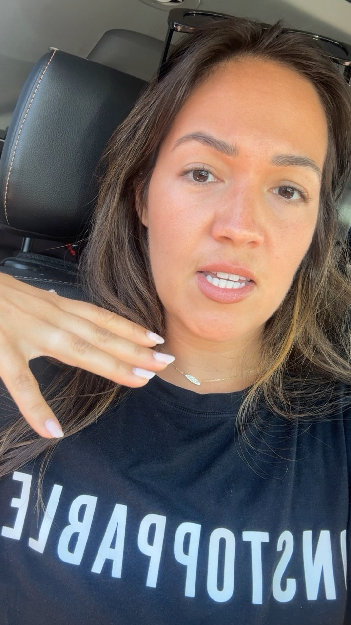 My go to summer skin combo either my spf + bronzing drops or gel cream and bronzing drops ☀️🕶️

Code Brooke15 gives you 15% off SITEWIDE 

#LTKSaleAlert #LTKBeauty #LTKSeasonal