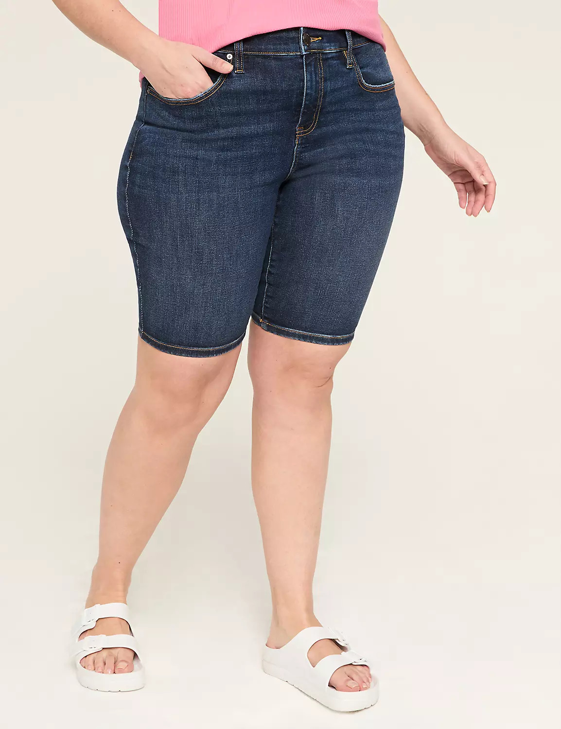 Signature Fit Bermuda Jean Short - 10" | Lane Bryant (US)