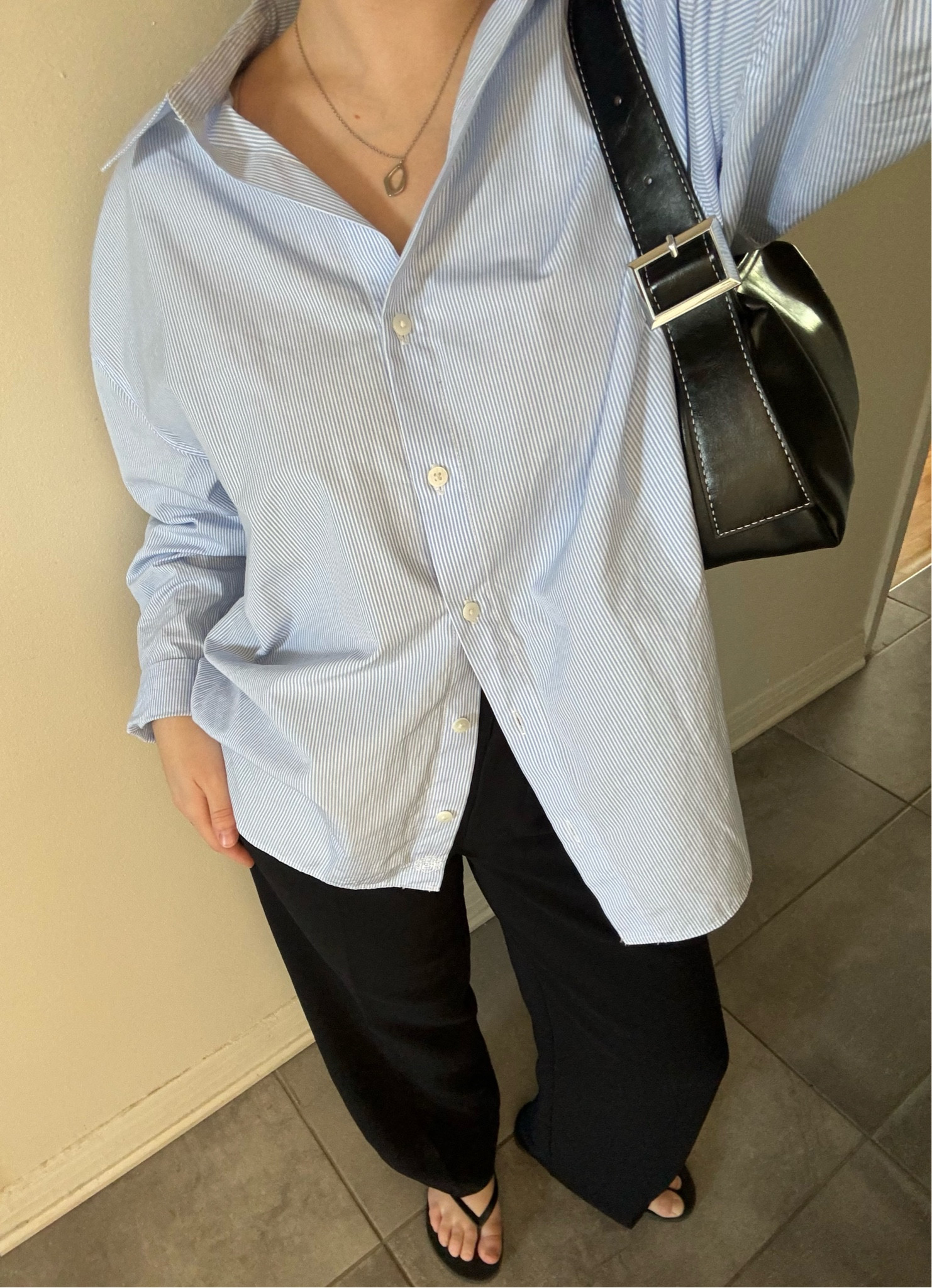 Shirt : S (similar items linked)
Pants : 02
Sandals : 7

#LTKsummer #LTKworkwear #LTKcanada