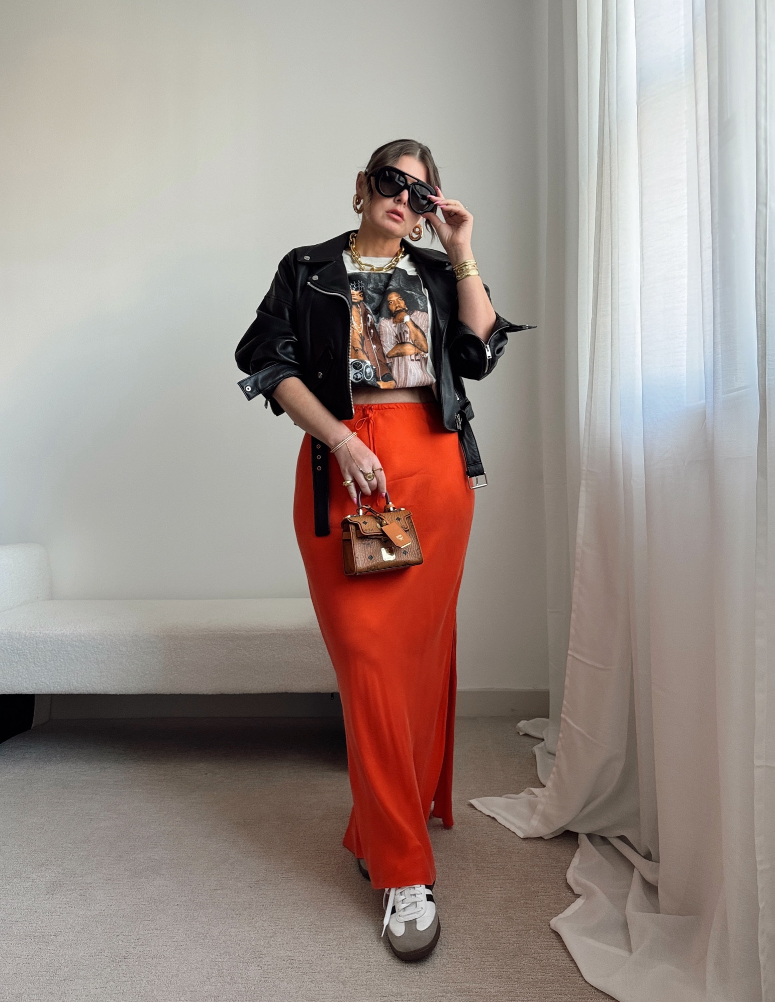 OutKast graphic tee is men’s size large. I used an elastic belt thing to crop it. It’s linked.

Wearing my true size, 8 in the satin maxi skirt 


#LTKFindsUnder100 #LTKFindsUnder50 #LTKStyleTip