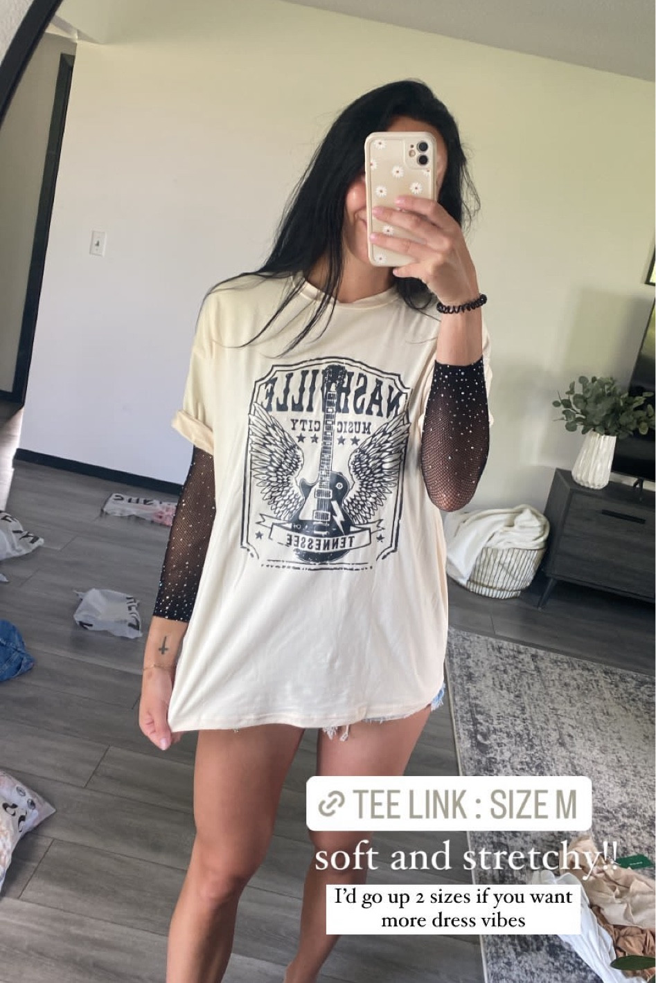 Nashville graphic tee! Size M:)

#LTKFind #LTKstyletip #LTKunder50