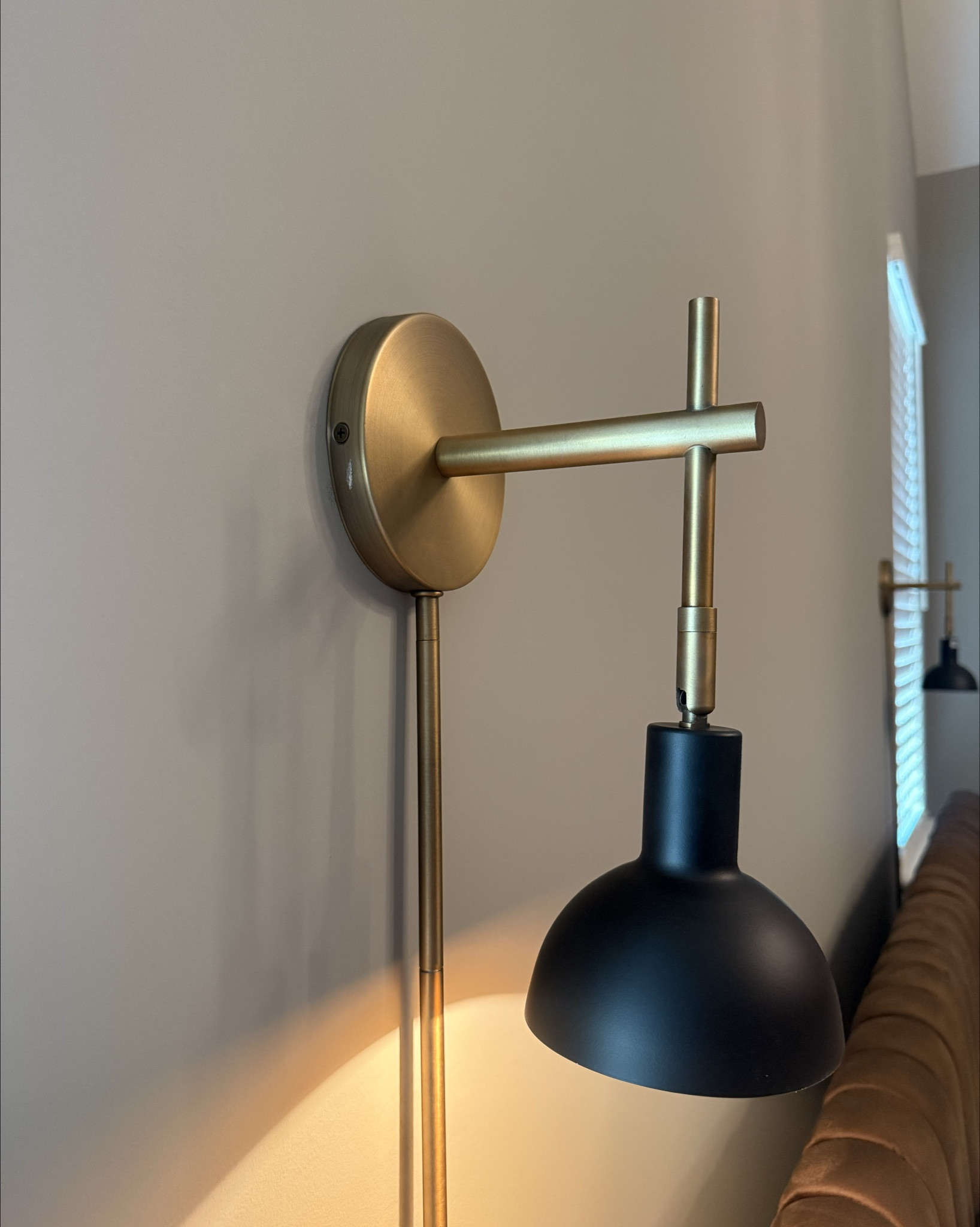I’m obsessed with my new wall light fixtures from Amazon. They added the perfect touch to my bedroom


#LTKunboxing #LTKHome