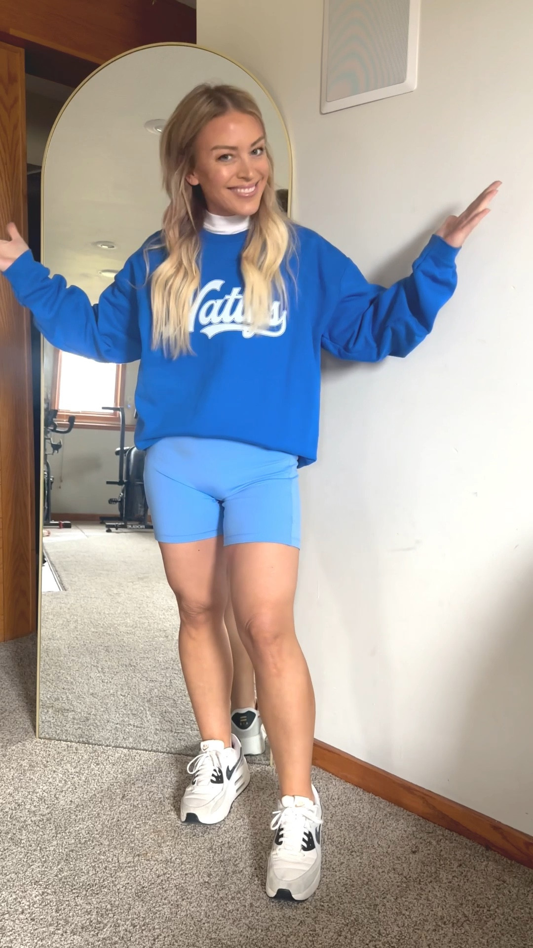 Ballpark Fits are BIG around here ✨ If I’m gonna spend all my time there I might as well look cute doing it. 

I’m loving these biker shorts from Target paired with the half sleeve mock neck underneath. 

Batter Up ⚾️



#LTKmomlife #LTKootd #LTKActive