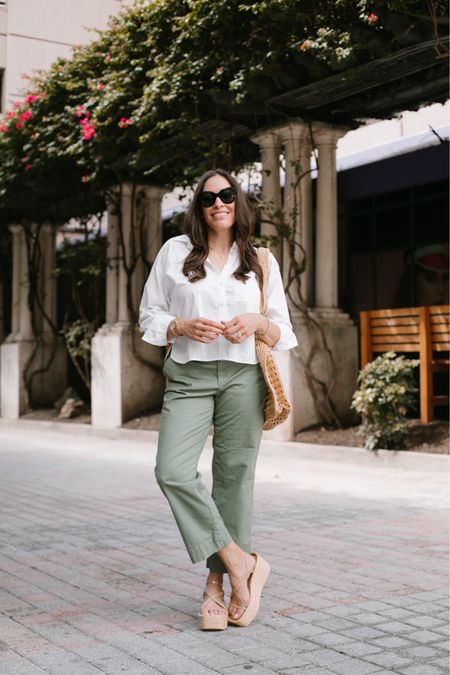 Easy spring outfit from @loft.

spring style, easy mom outfit, white cropped shirt, sage pants, chino pants, straight leg pants

Medium top
Size 8 pants



#LTKmidsize #LTKstyletip #LTKover40