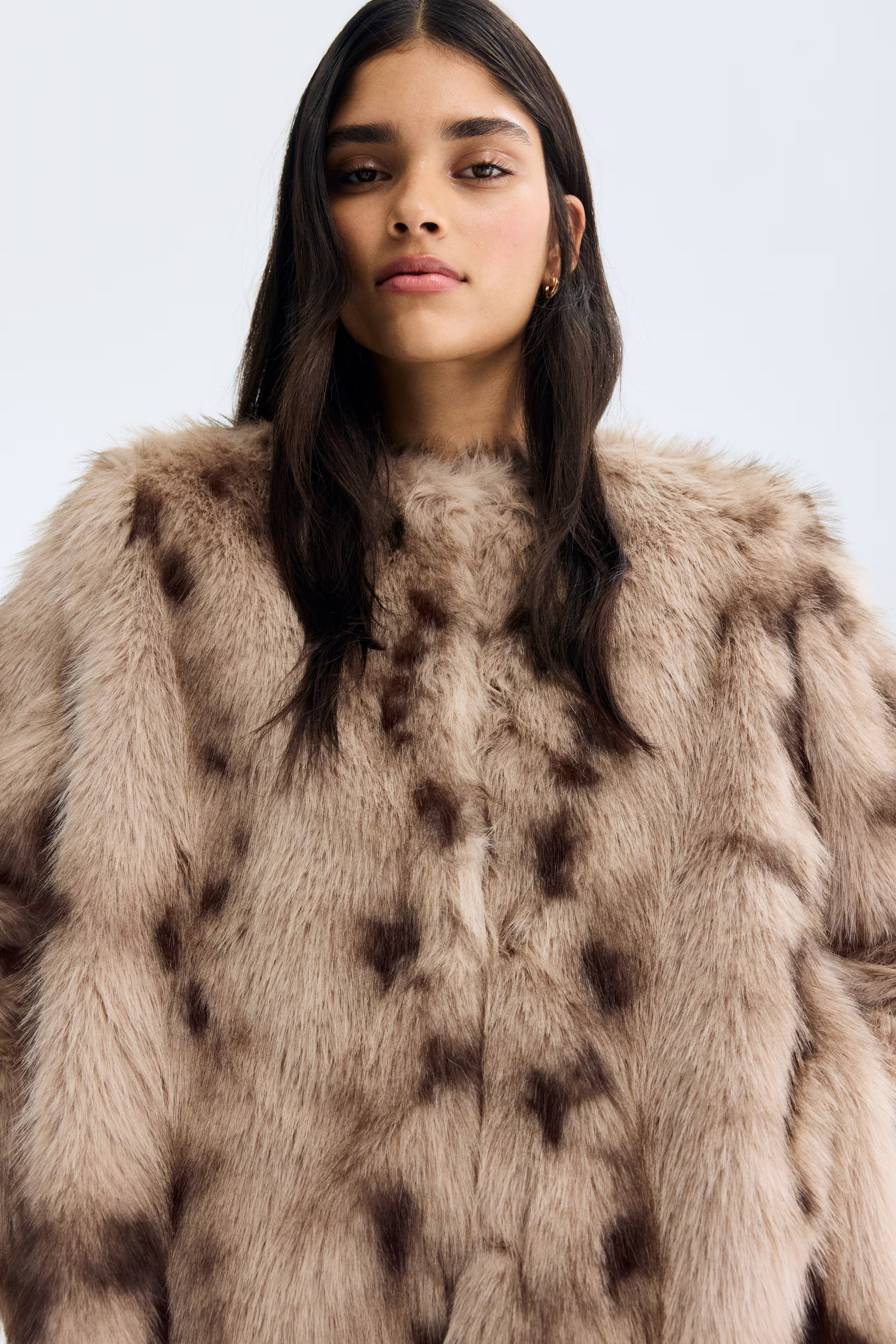 Fluffy coat | H&M (UK, MY, IN, SG, PH, TW, HK)