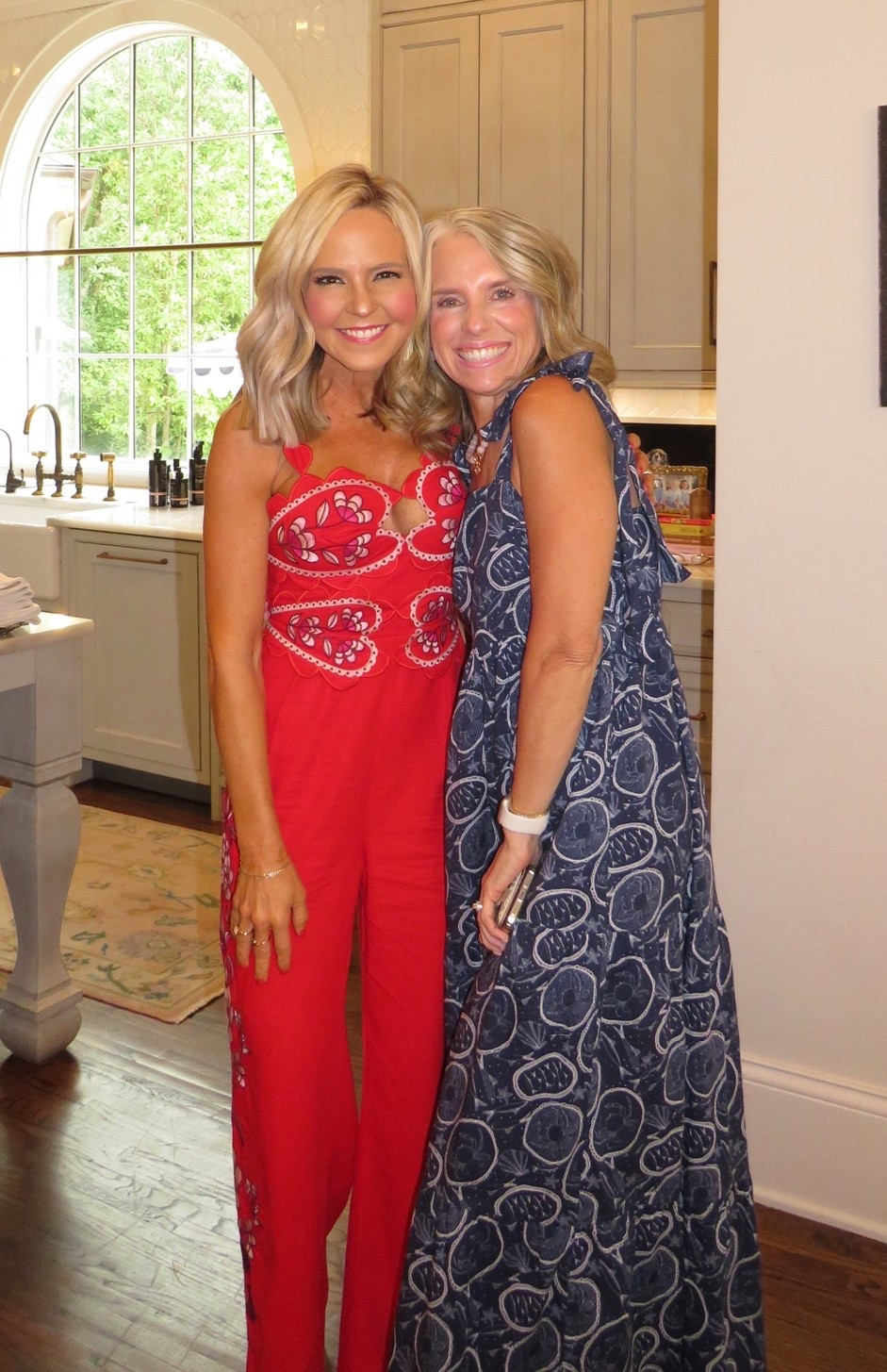 Fun night with friends celebrating another friend. Natasha’s jumpsuit is too cute, and this dress is so soft, breezy and easy to wear. Perfect for these crazy hot and humid days…and nights.

#LTKdayinmylife #LTKOver40 #LTKootd