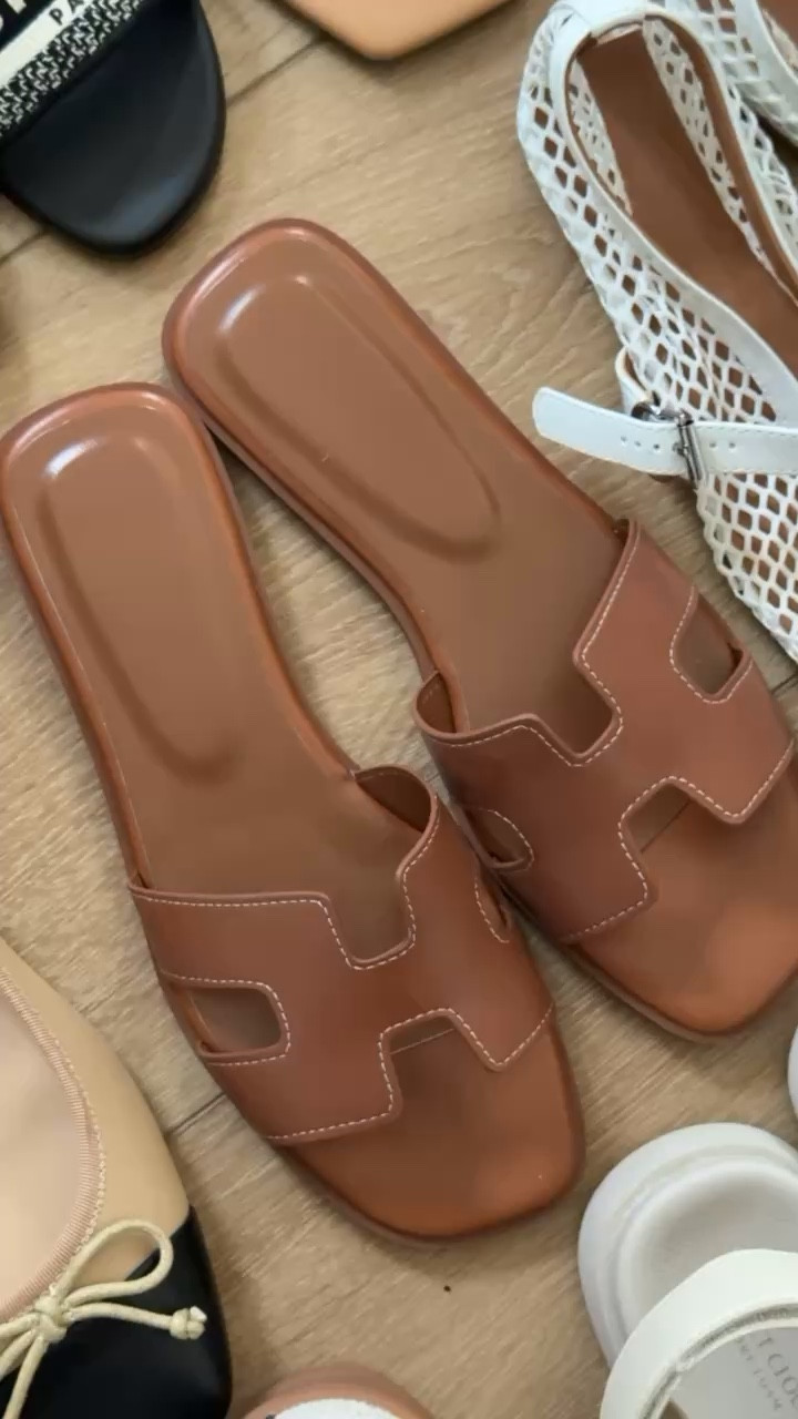 Step Into Style 👡 Chic sandals for beach days & brunch dates!

#LTKshoecrush #LTKunder50 #sandals #shoes #styleinspo #summerstyle #ltkit

#LTKdayinmylife #LTKBeauty #LTKSeasonal